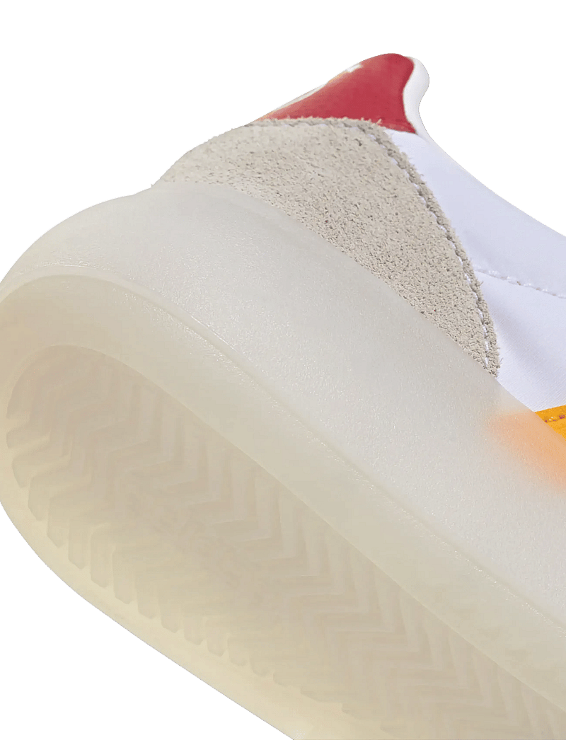adidas Performance - BARREDA DECODE J FOOTBALL - fotbollsskor - ftwwht/cogold/none - 5