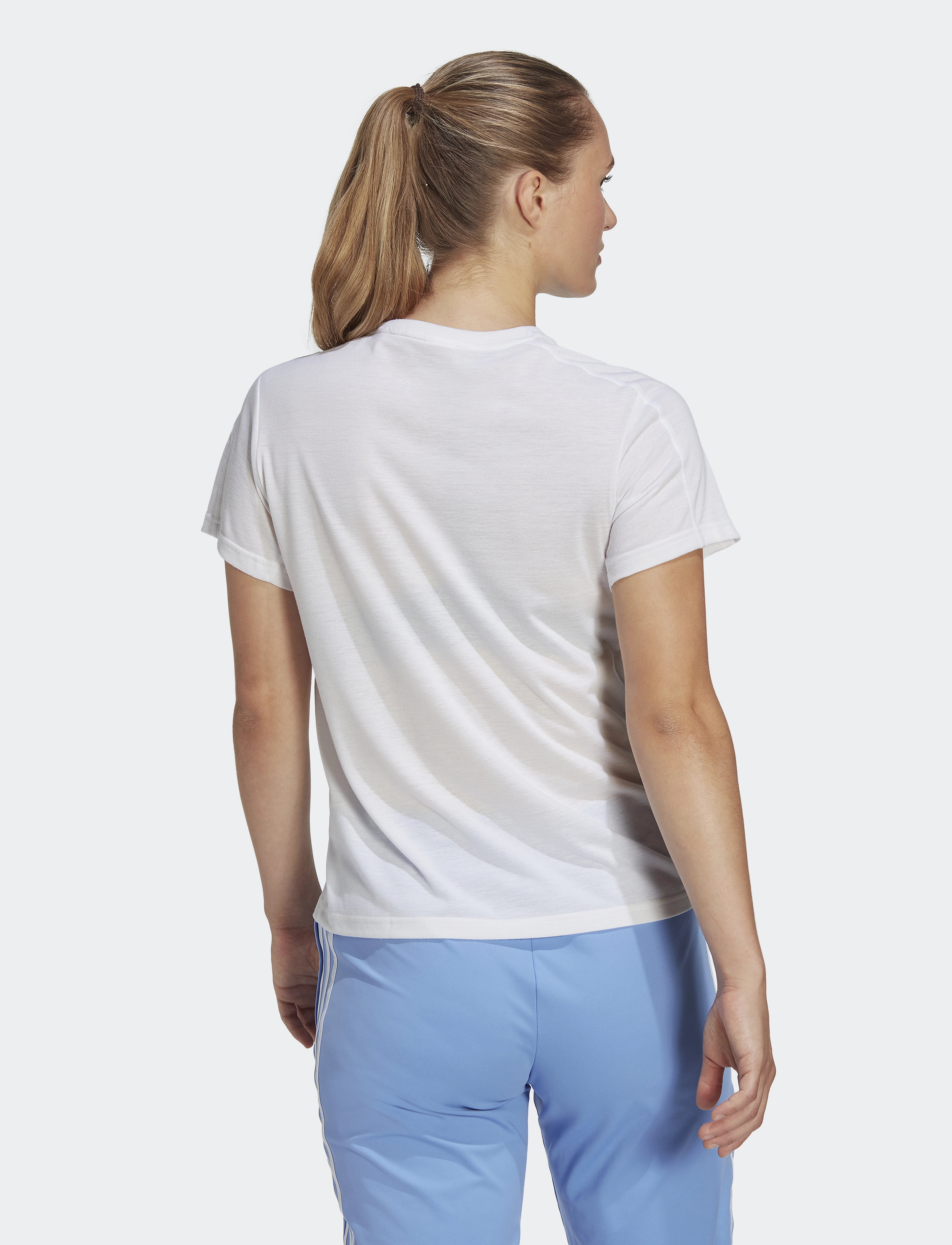 AEROREADY Train Essentials Minimal Branding Crewneck Tee 3