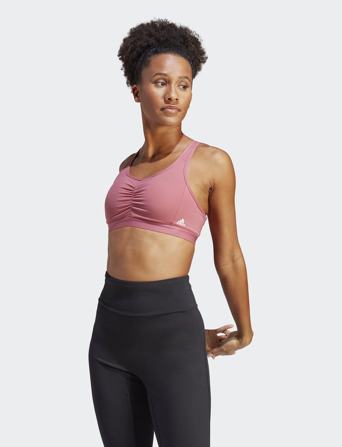 Adidas yoga bra 2025
