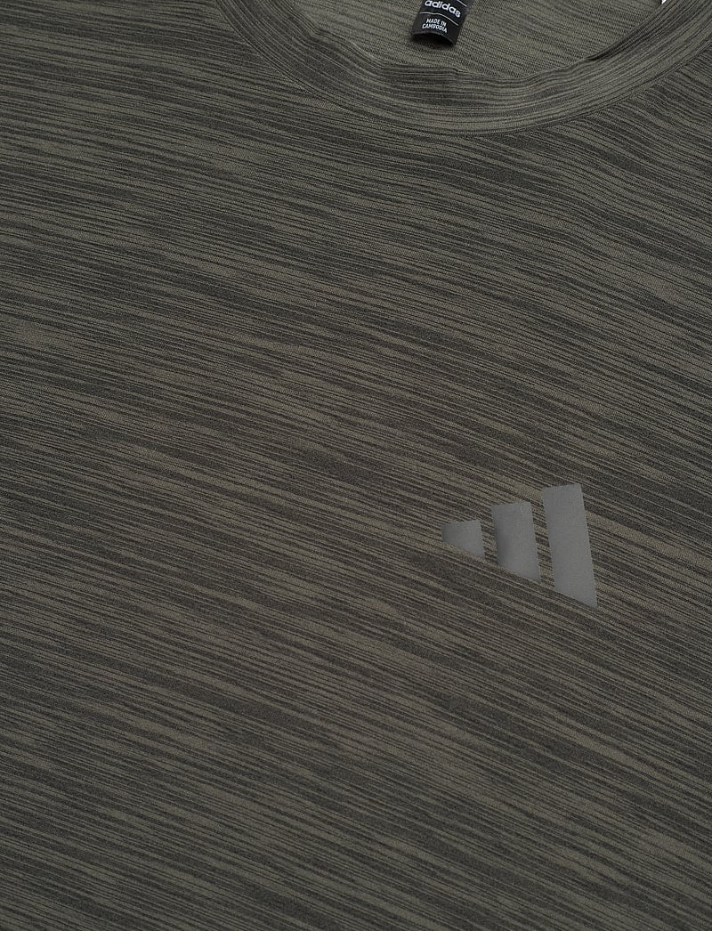 adidas Performance - TR-ES STRETCH T - t-shirts - olistr/black/black - 2