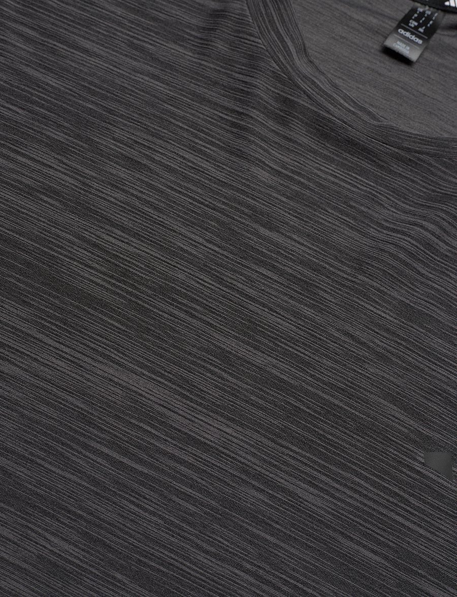 adidas Performance - TR-ES STRETCH T - t-shirts - black/grefiv/black - 5