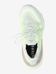 adidas Performance - ULTRABOOST LIGHT W - running shoes - cryjad/ftwwht/grespa - 3