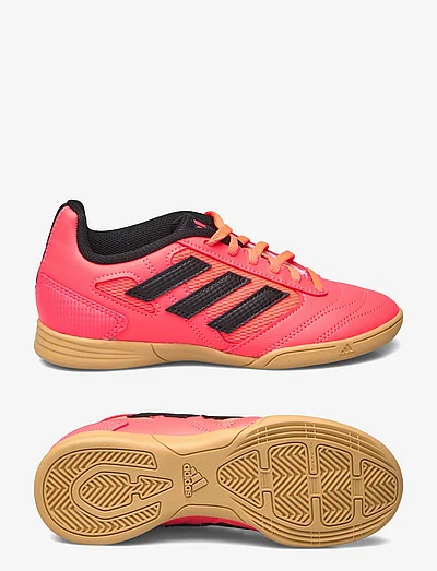 CYBER MONDAY Football boots for kids Boozt