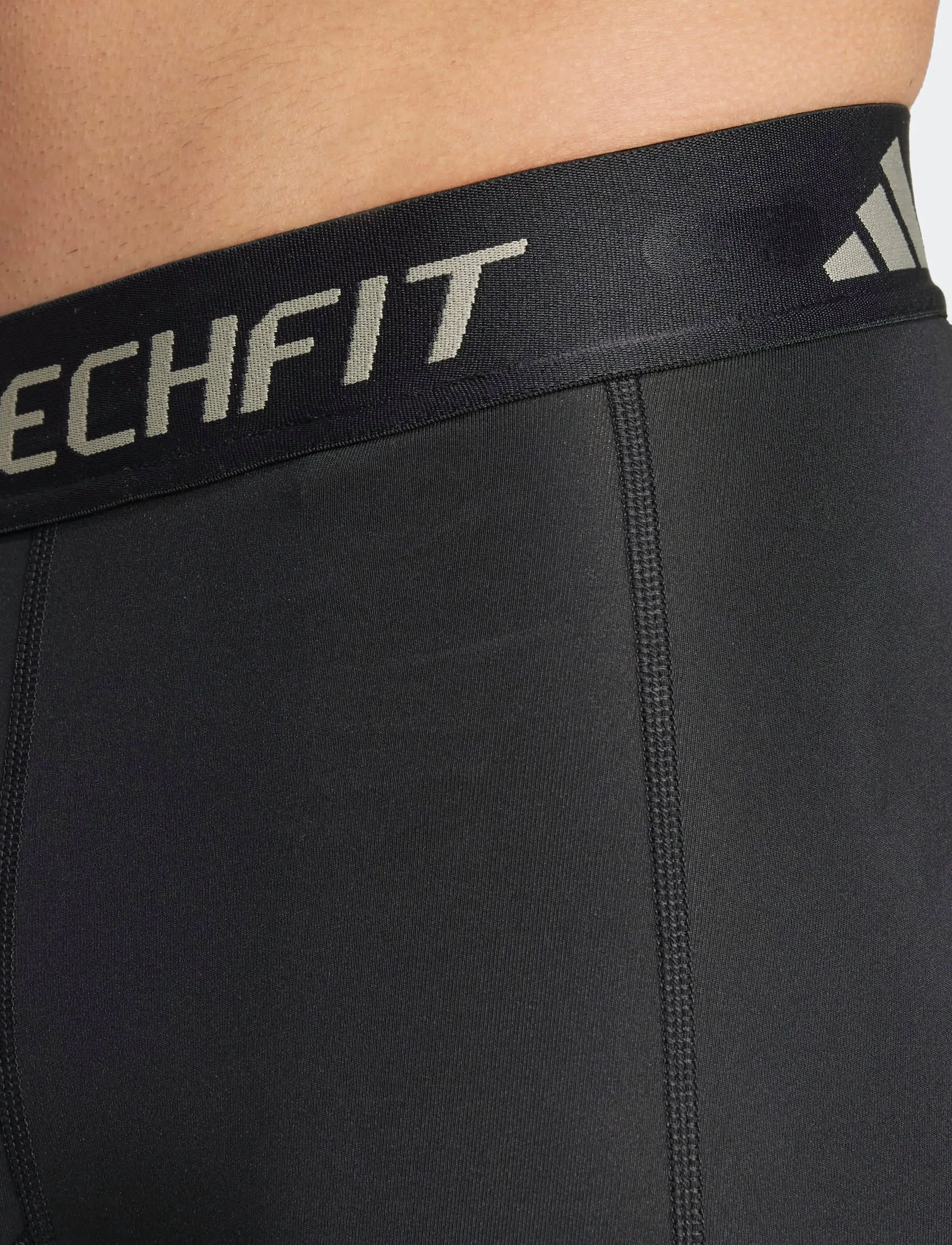 adidas Performance - TF BASE SHORT T - treenitrikoot - black - 2