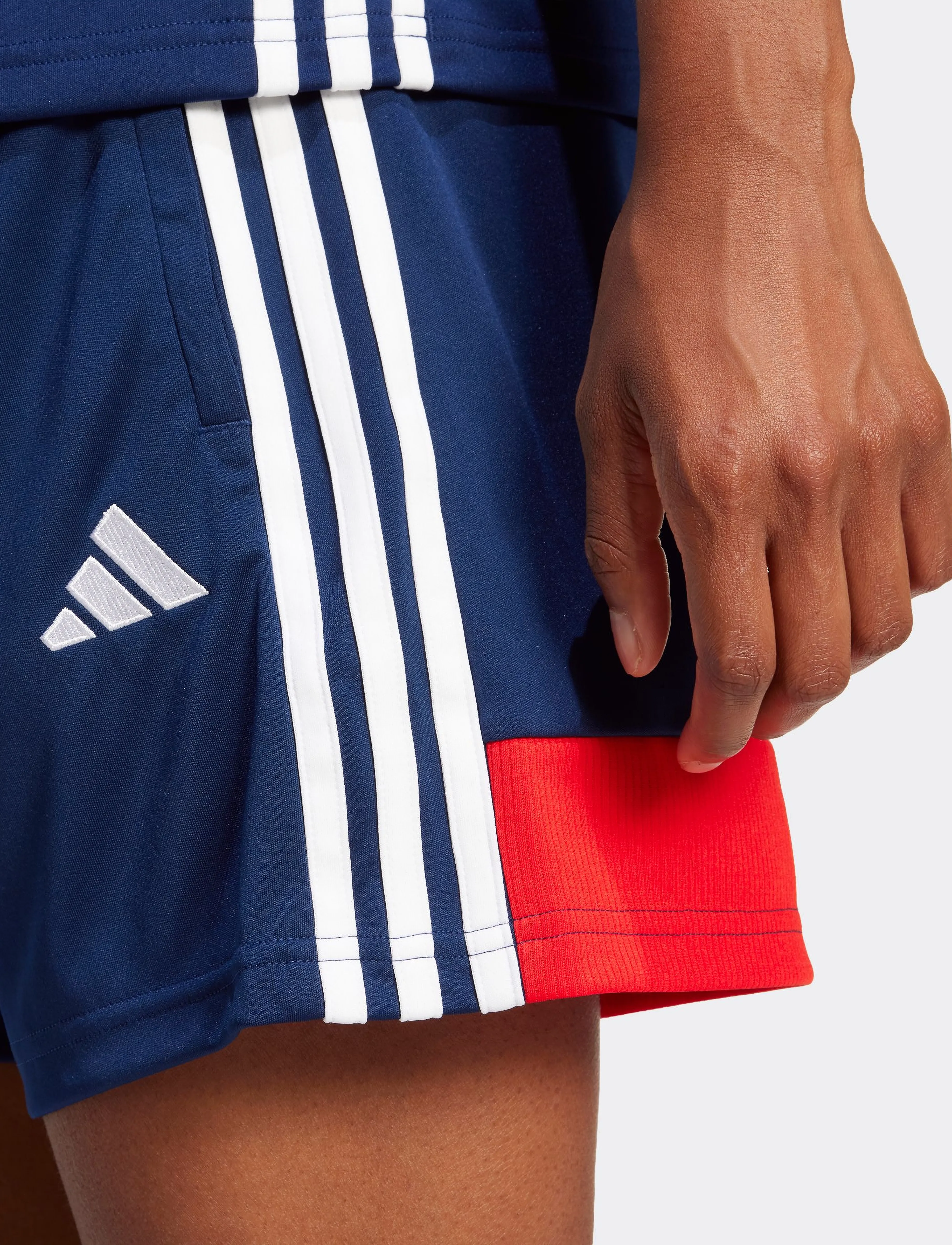 adidas Performance - TIRO ES SHO W - træningsshorts - navblu/red - 3