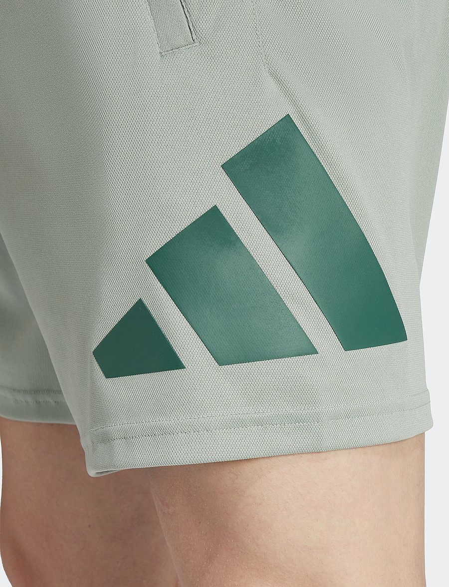 adidas Performance - TR-ES LOGO SHO - spodenki treningowe - silgrn/cgreen - 4