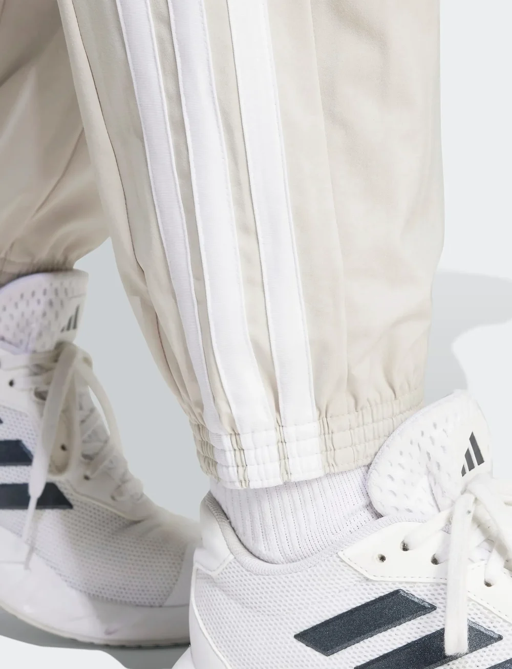 adidas Performance - WE 3S WOVEN PT - spodnie treningowe - wonalu/white - 3