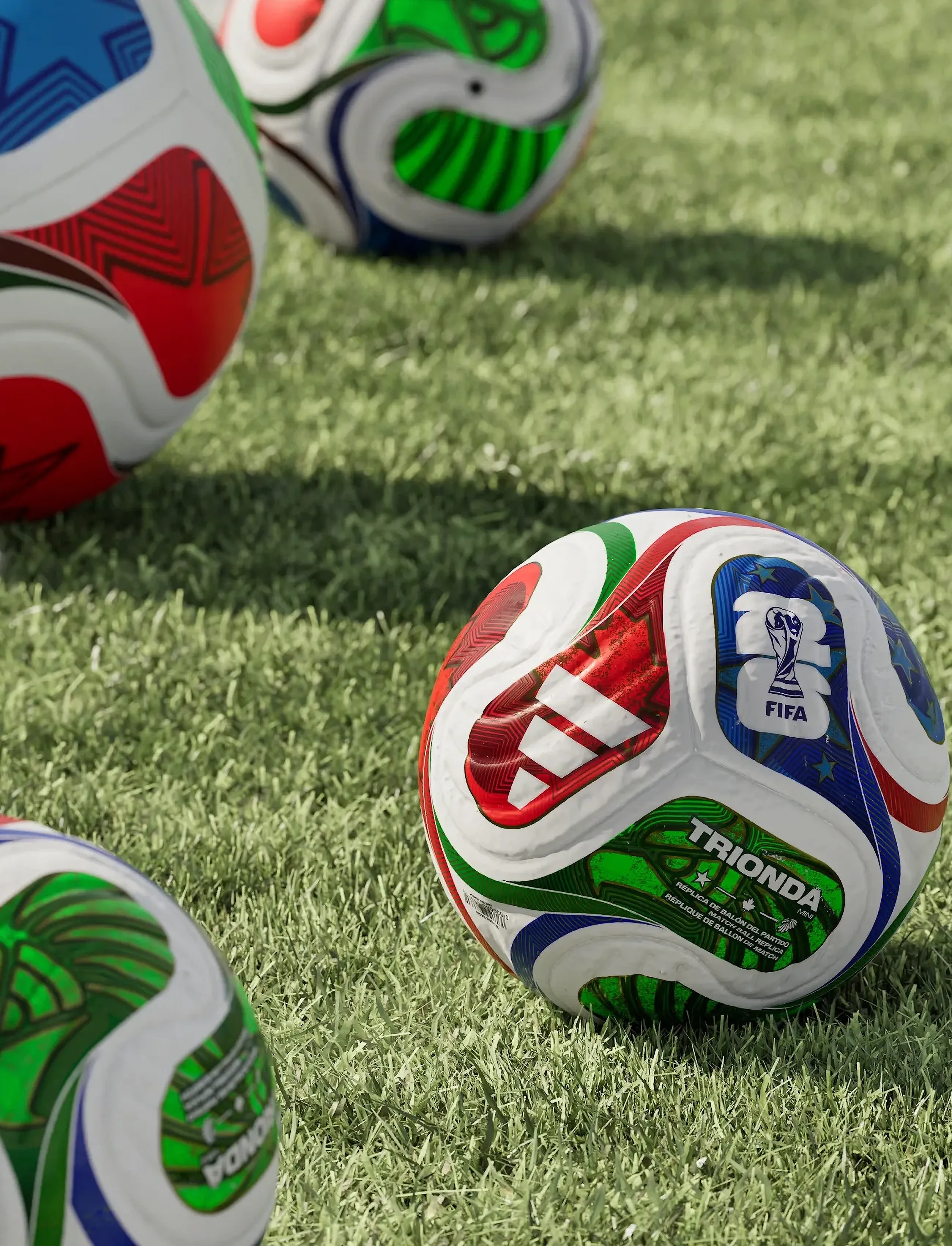 adidas Performance WC MINI - adidas Performance - WHITE/ROYBLU/SOLBLU/P / multi