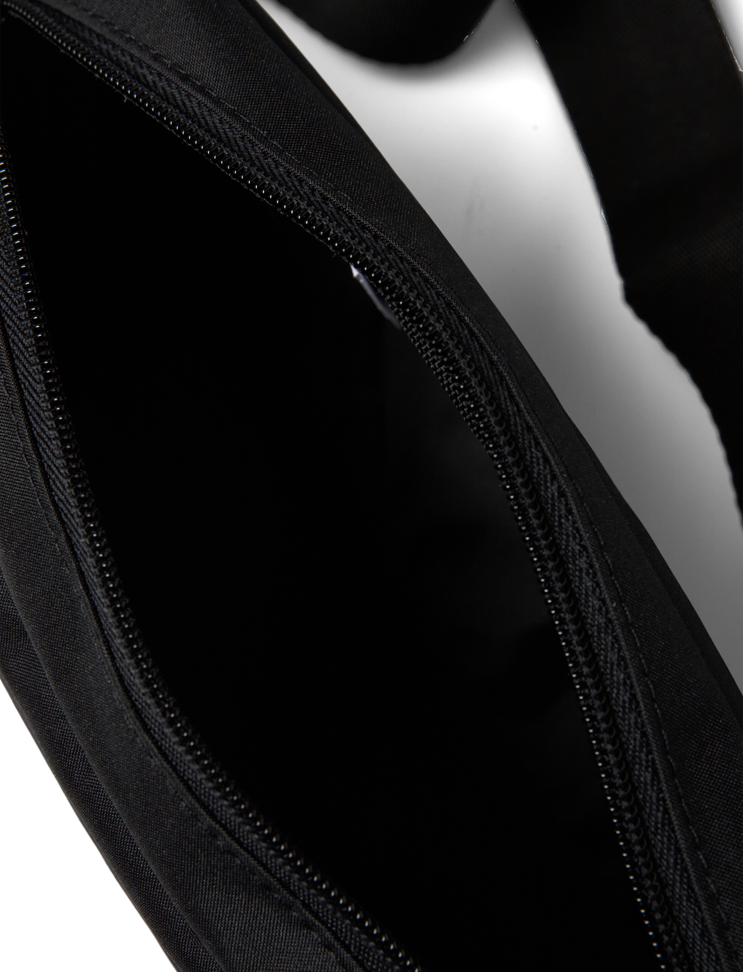 adidas Performance - LINEAR BUMBAG - crossbody & bæltetasker - black/white - 4