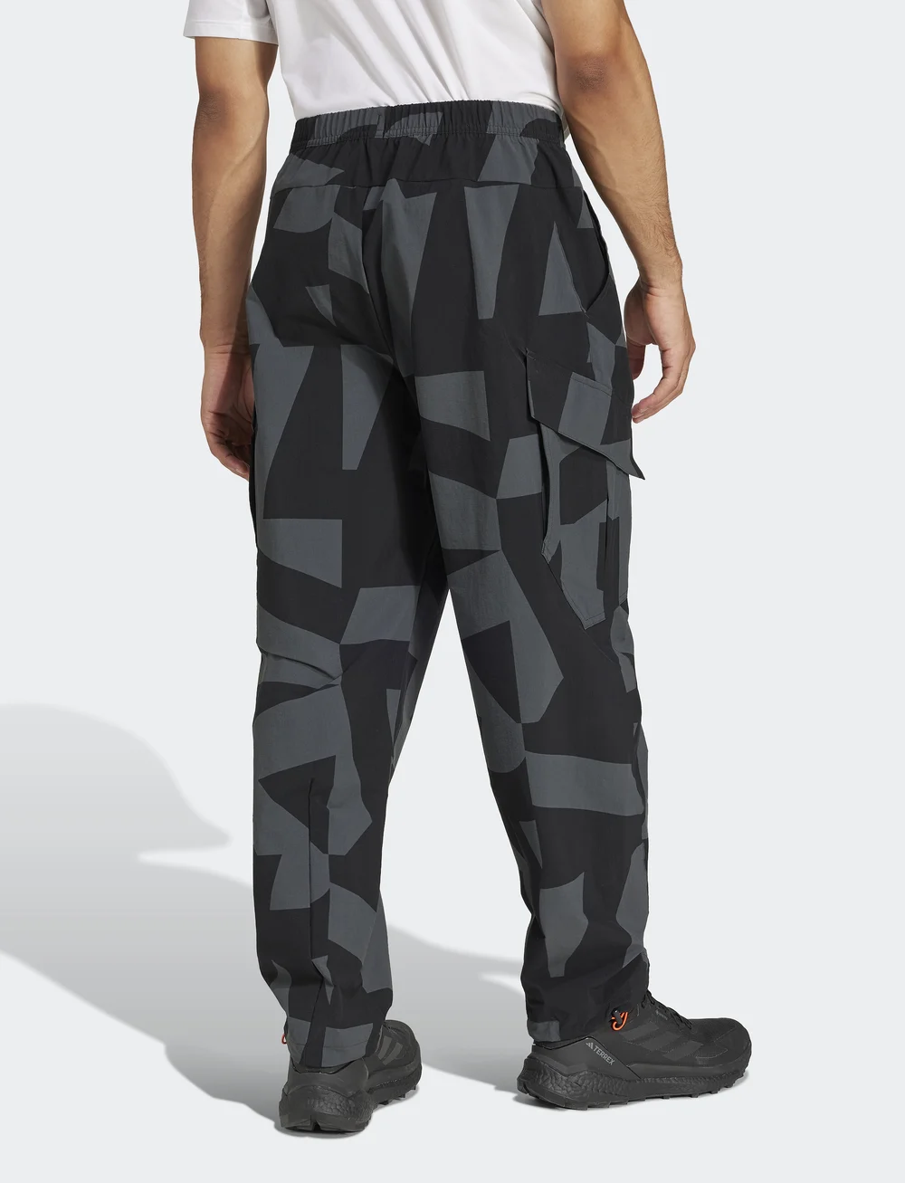 adidas Performance - CARGO AOP PANTS - outdoorhosen - black/carbon/gresix/g - 3