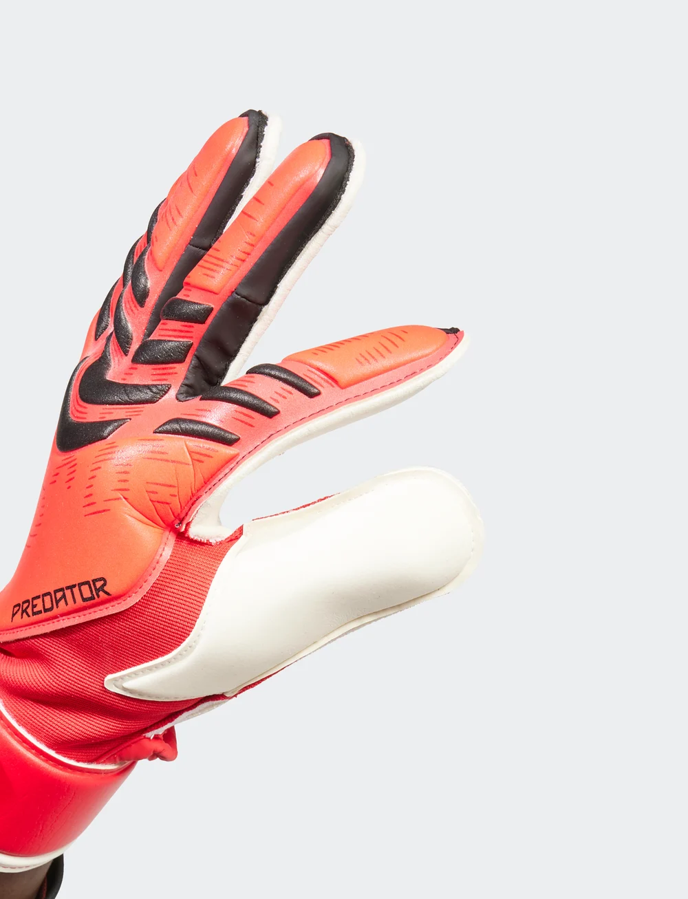 adidas Performance - PRED GL MTC - jalgpalli kindad - purrub/lucred/black - 4