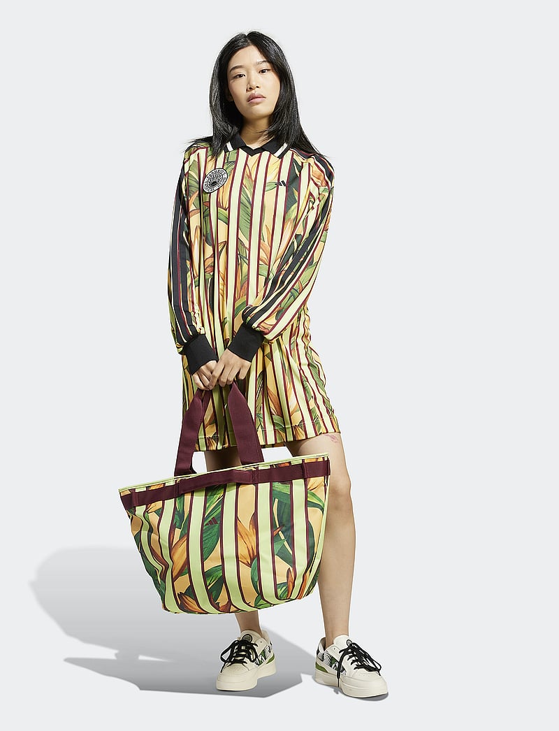 adidas Performance - W FARM PR TOTE - crossbody- & magväskor - multco/shared - 0