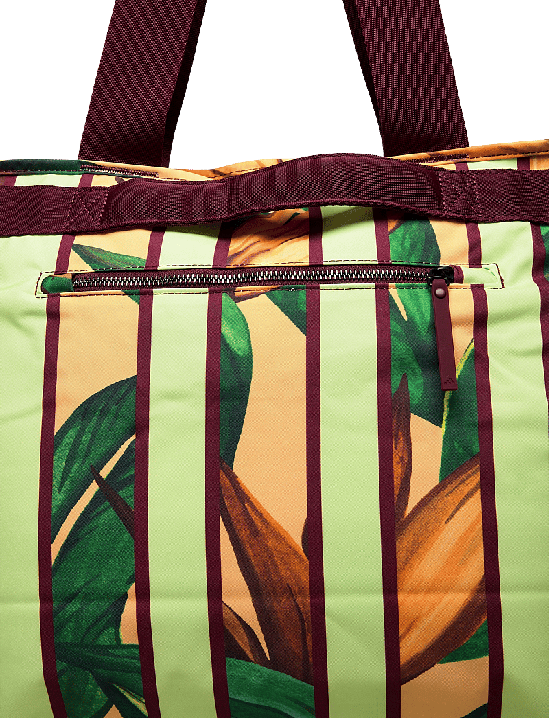 adidas Performance - W FARM PR TOTE - crossbody- & magväskor - multco/shared - 4