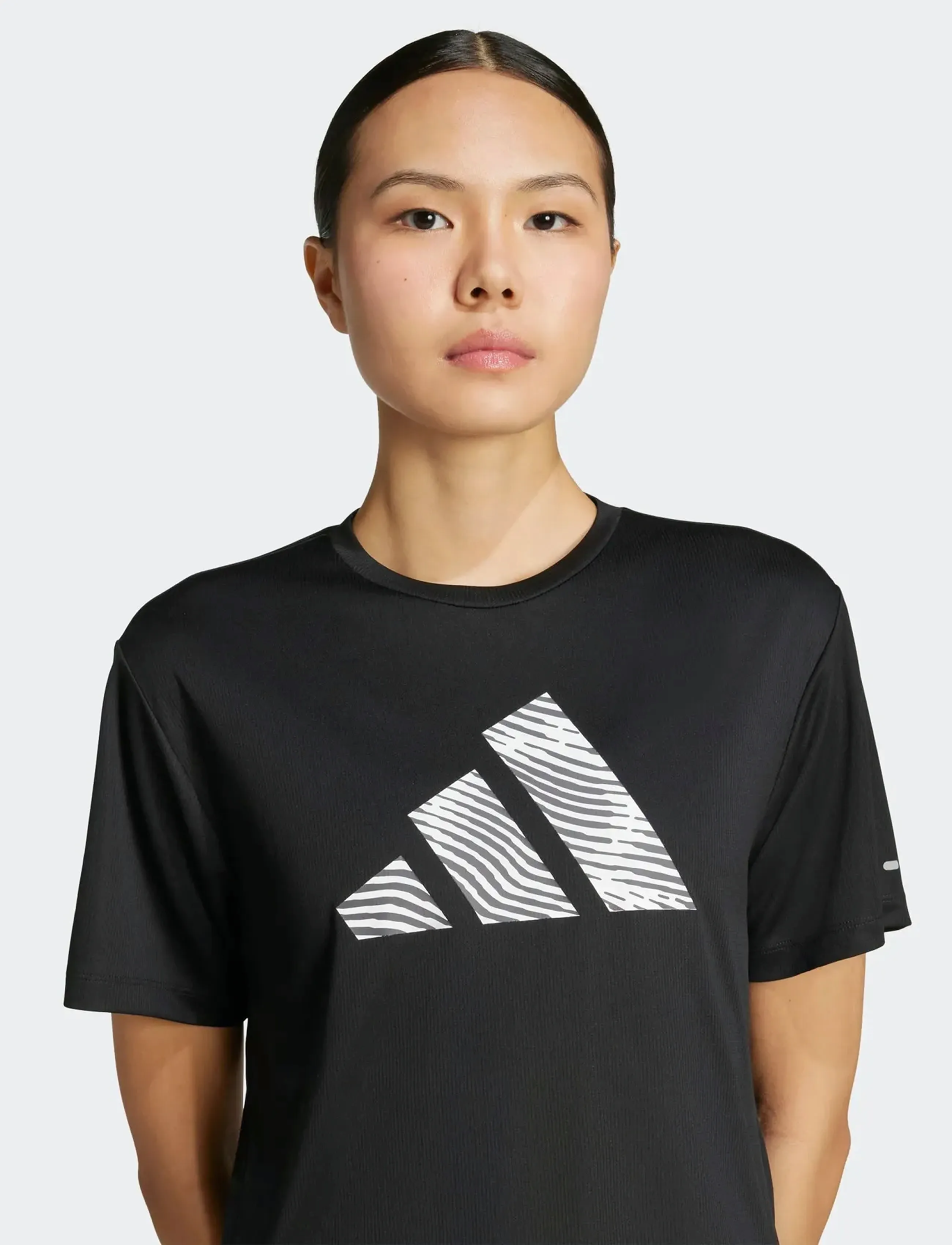 Adi365 E Bl T W 3
