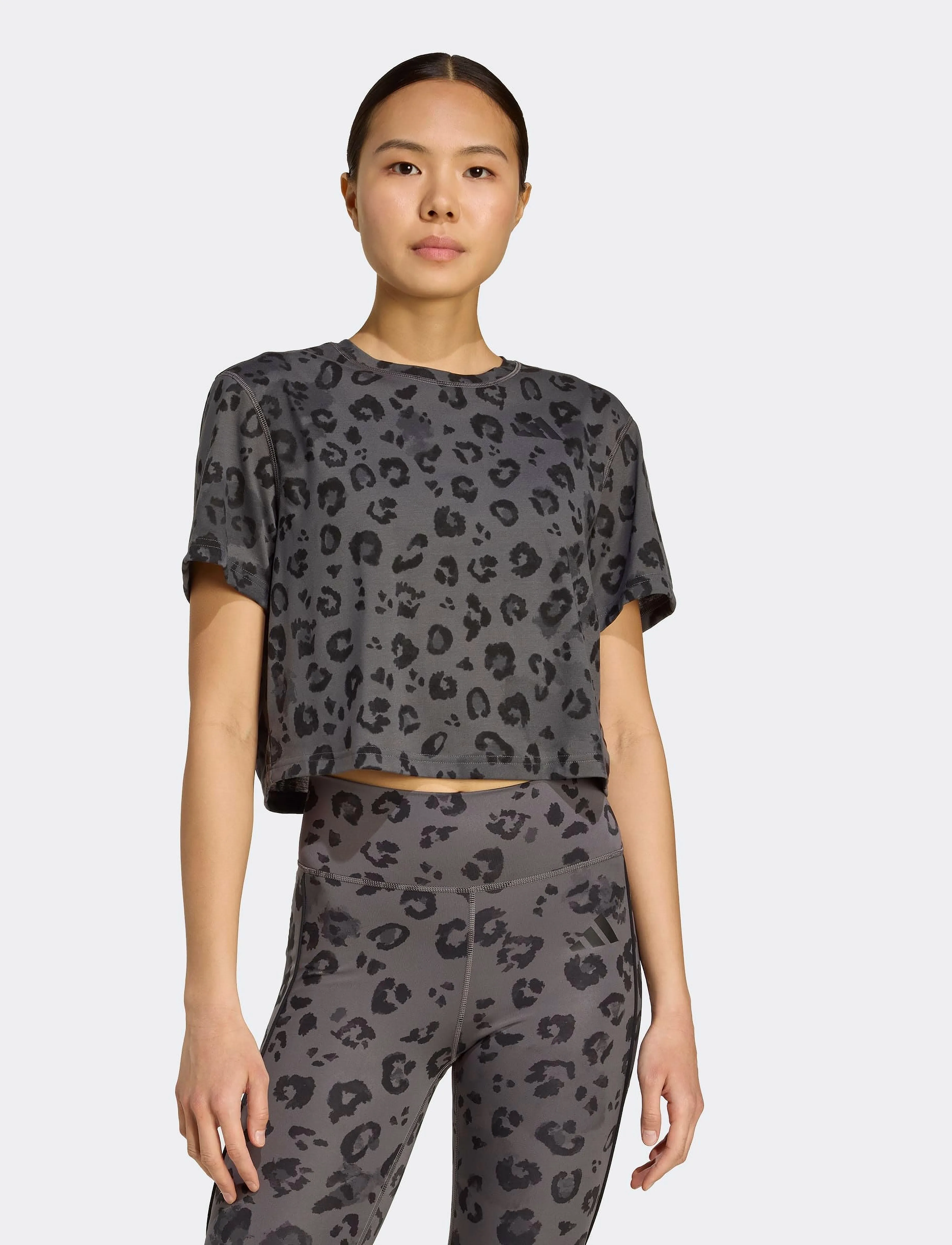 adidas Performance - WE T-SHIRT AOP - t-shirts - grefiv/print - 5