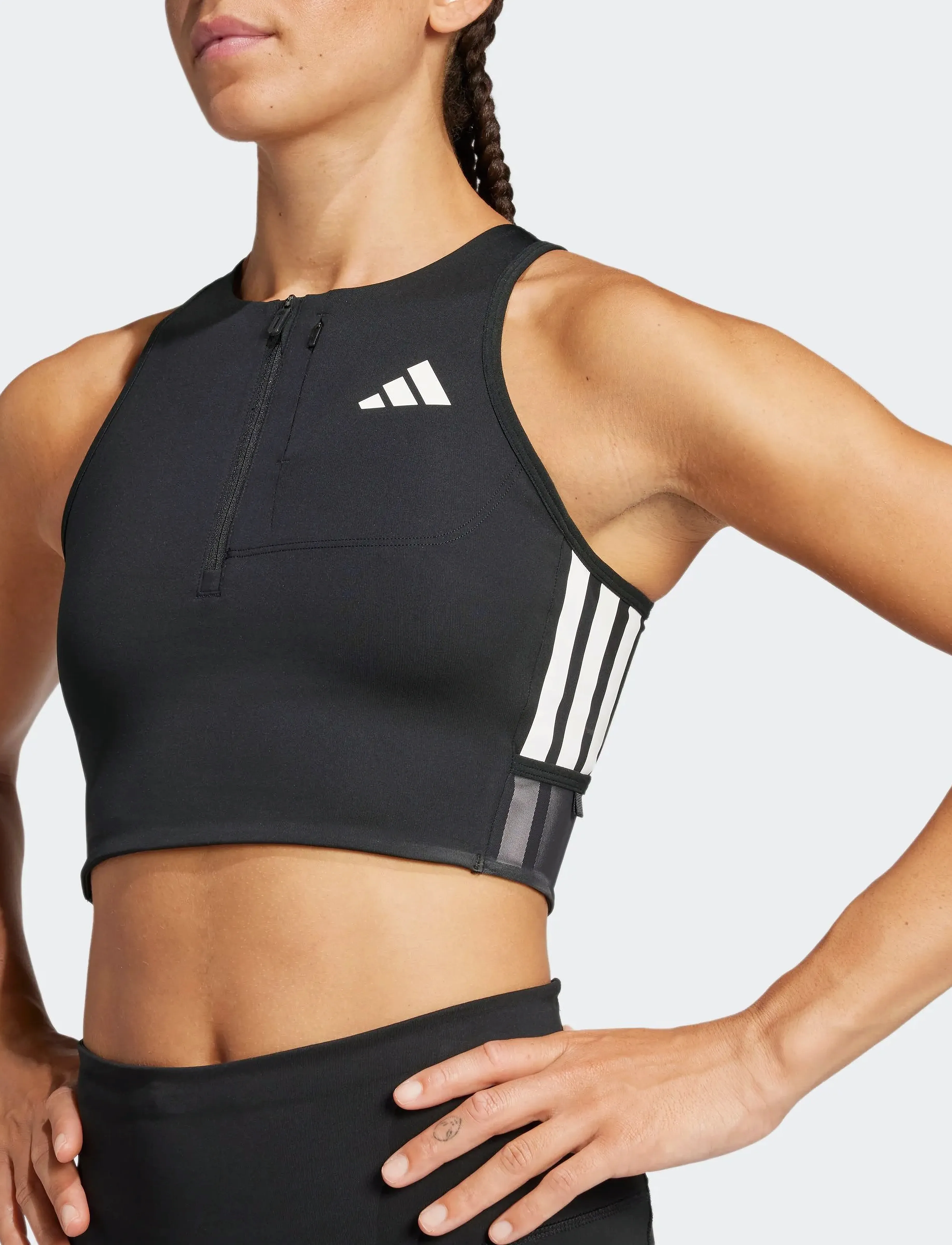 Adizero Running Gel Pocket Crop Topp 9