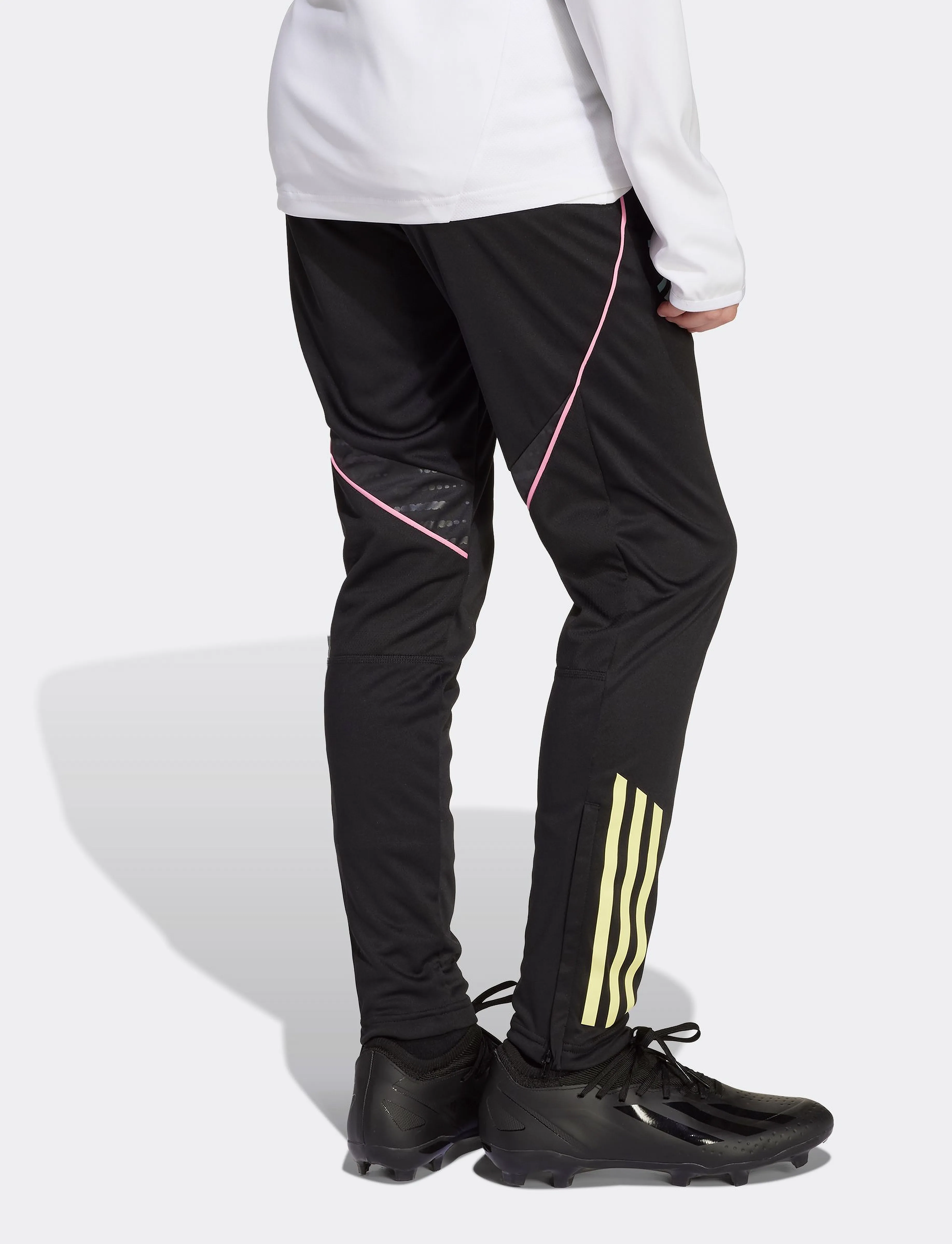 adidas Performance - JUVE TR PNT Y - black - 3