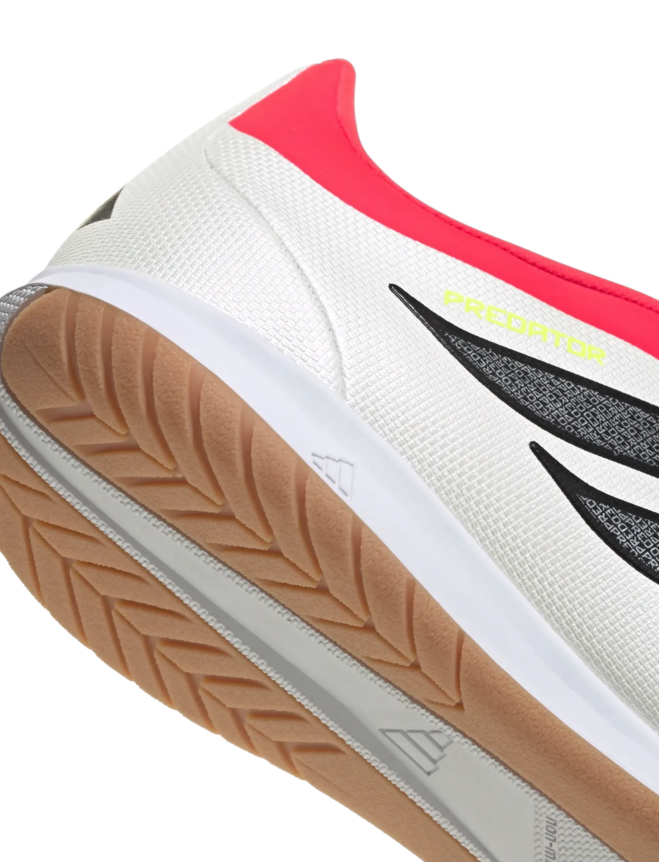 adidas Performance - PREDATOR CLUB IN SALA - indoor sports shoes - lucred/cblack/ftwwht - 5