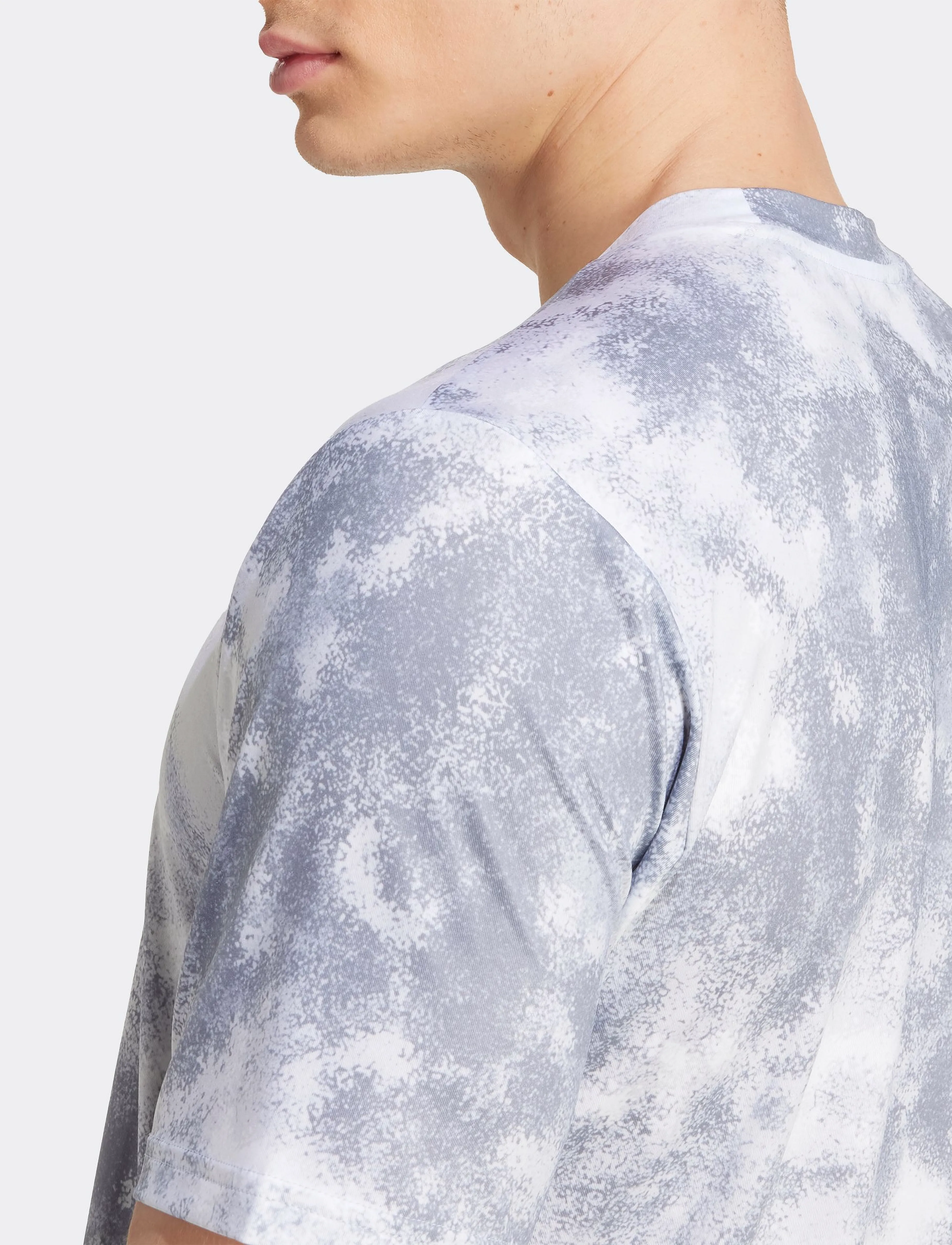 adidas Performance - SEA AOP TEE - t-shirts - halsil - 2