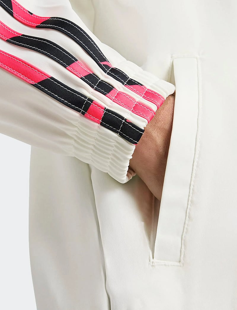 adidas Performance - MER SP TT W - tops - owhite - 2