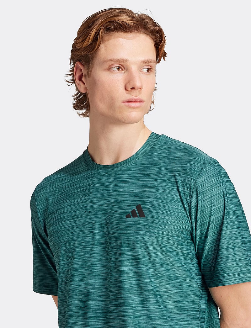adidas Performance - TR-ES STRETCH T - t-shirts - auivme/black - 4