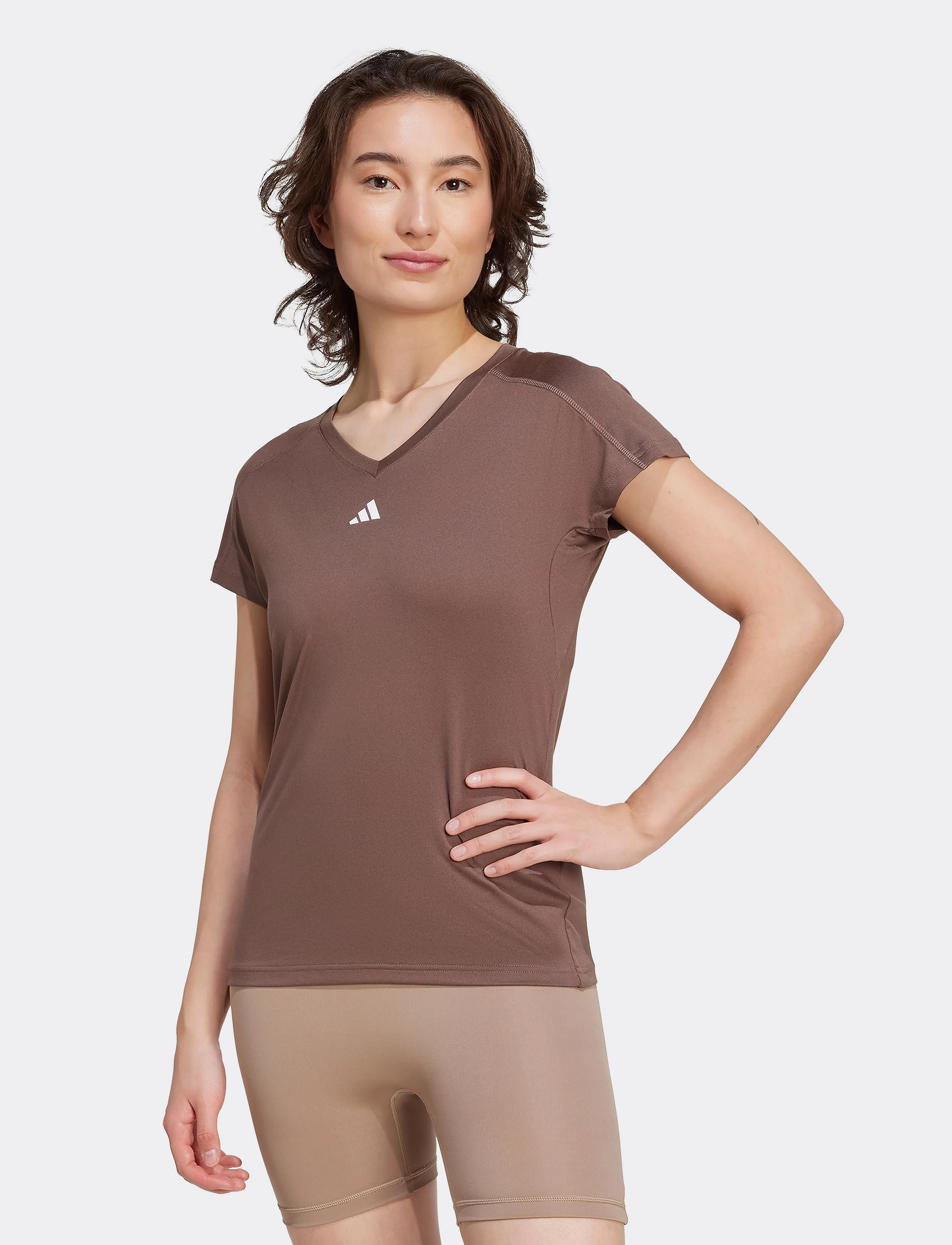adidas Performance WE MIN T - View all - EARSTR/WHITE / brown