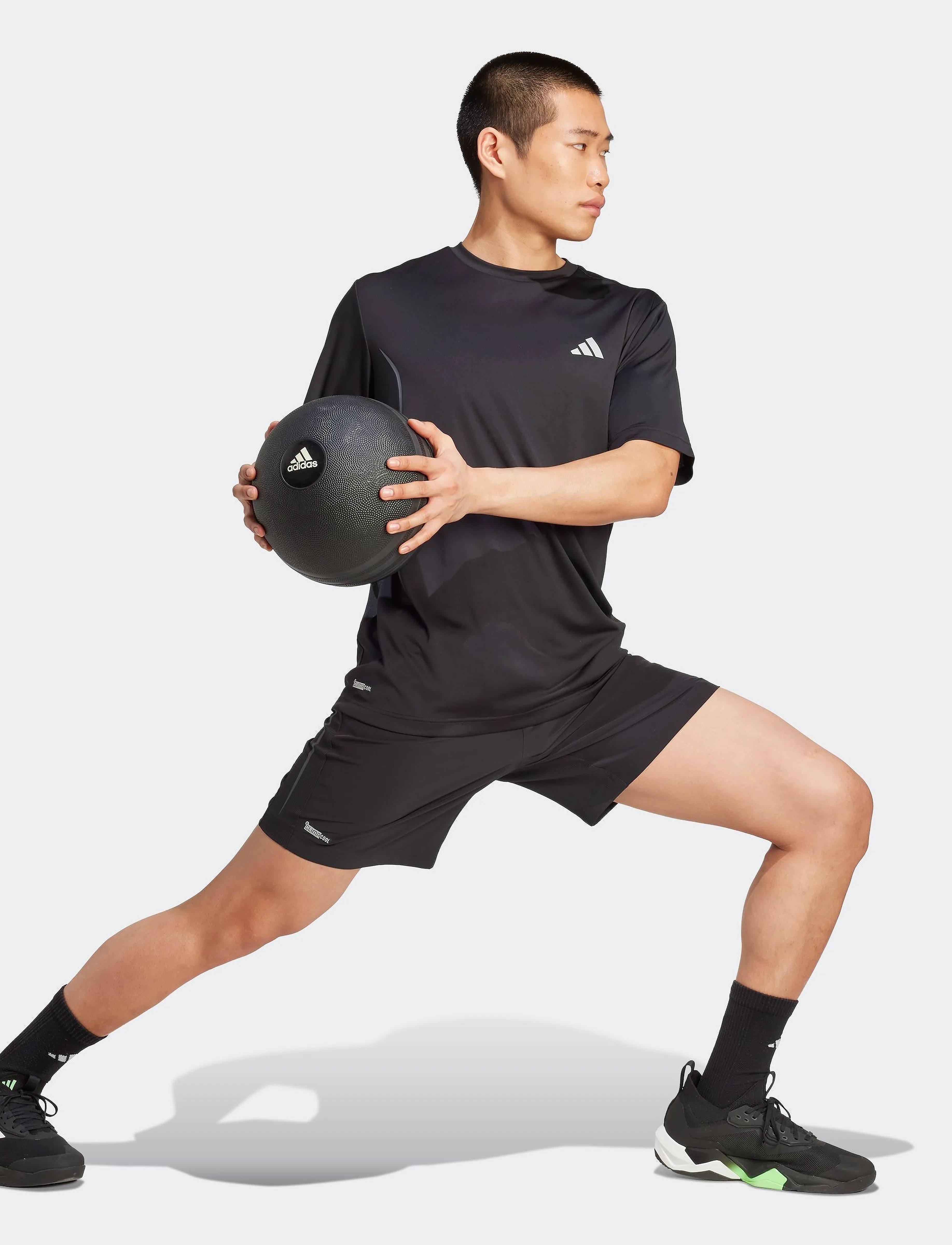 adidas Performance TECH APP GF TEE - Tänavastiil - BLACK / black