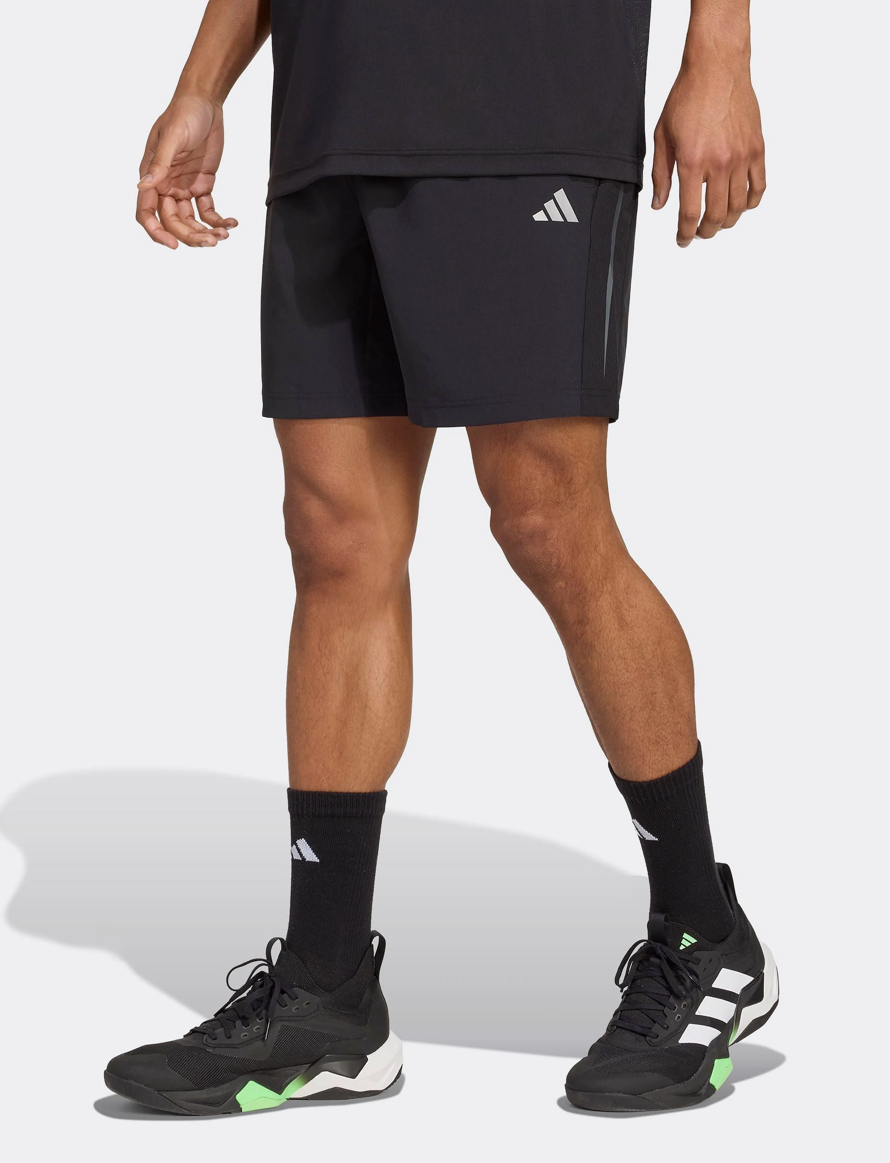 adidas Performance TECH APP GFXSHO - Tänavastiil - BLACK / black