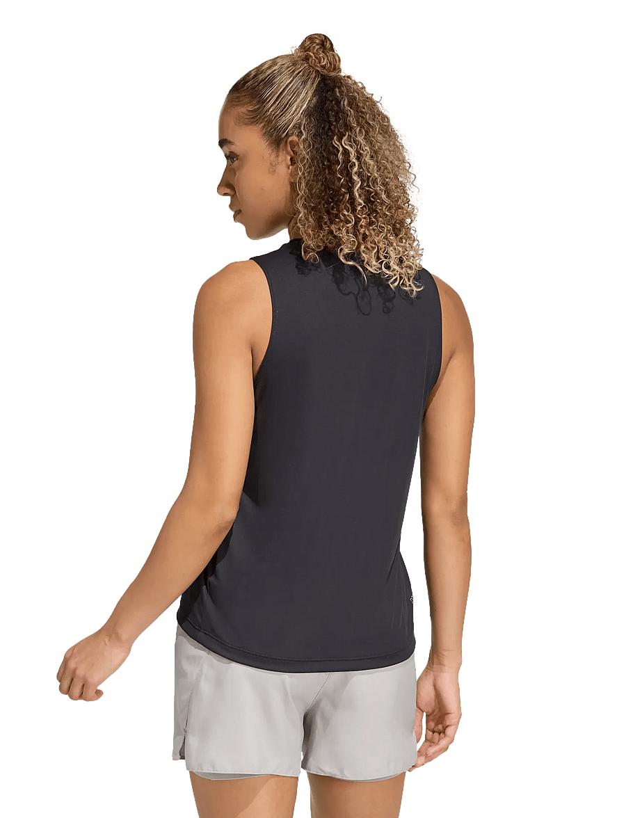 adidas Performance - Run Ess Tank W - Õlapaeltega pluusid - black - 4