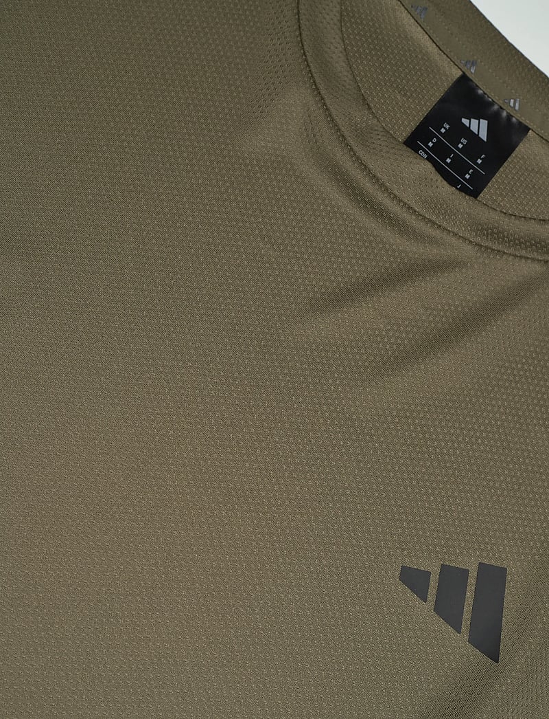 adidas Performance - WE BAS 3S T - t-shirts - olistr/black - 4