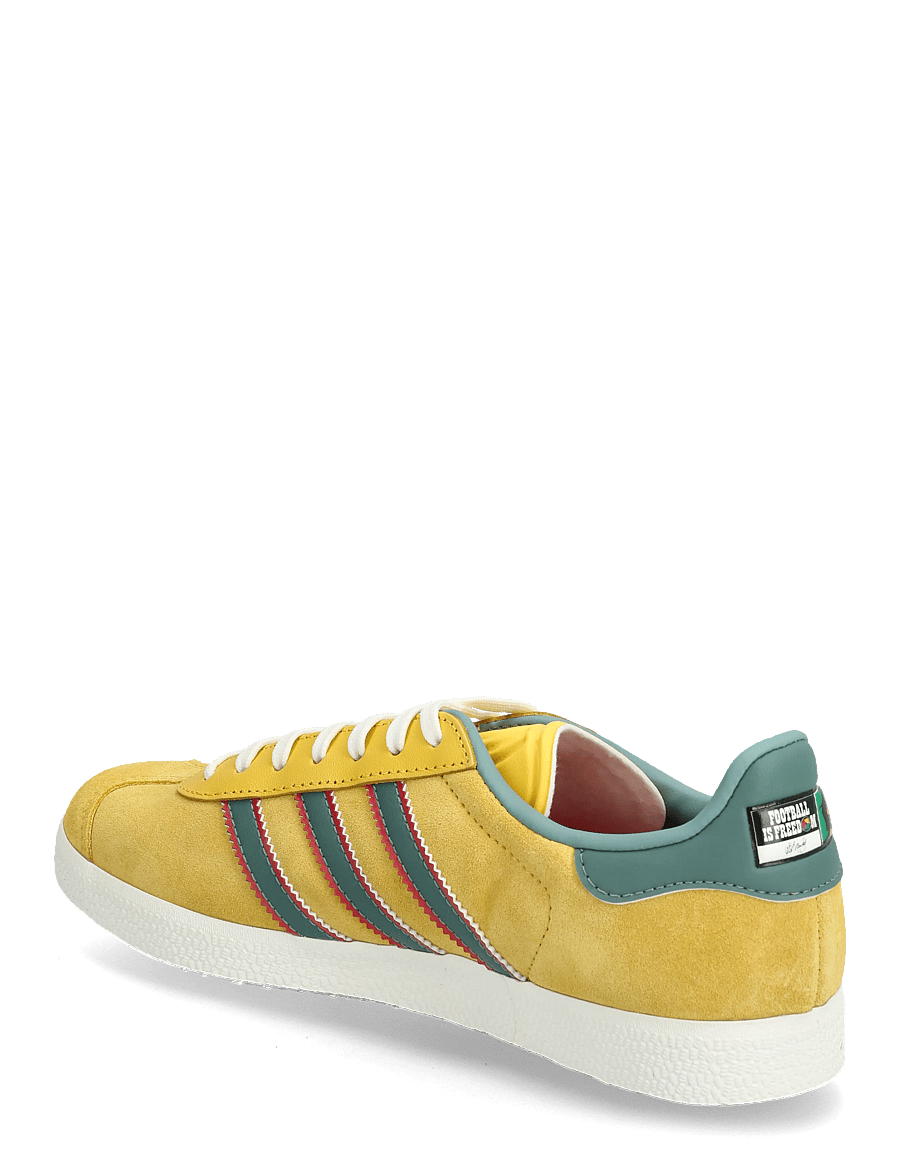 adidas Performance - GAZELLE - niedriger schnitt - bogold/none/purrub - 2