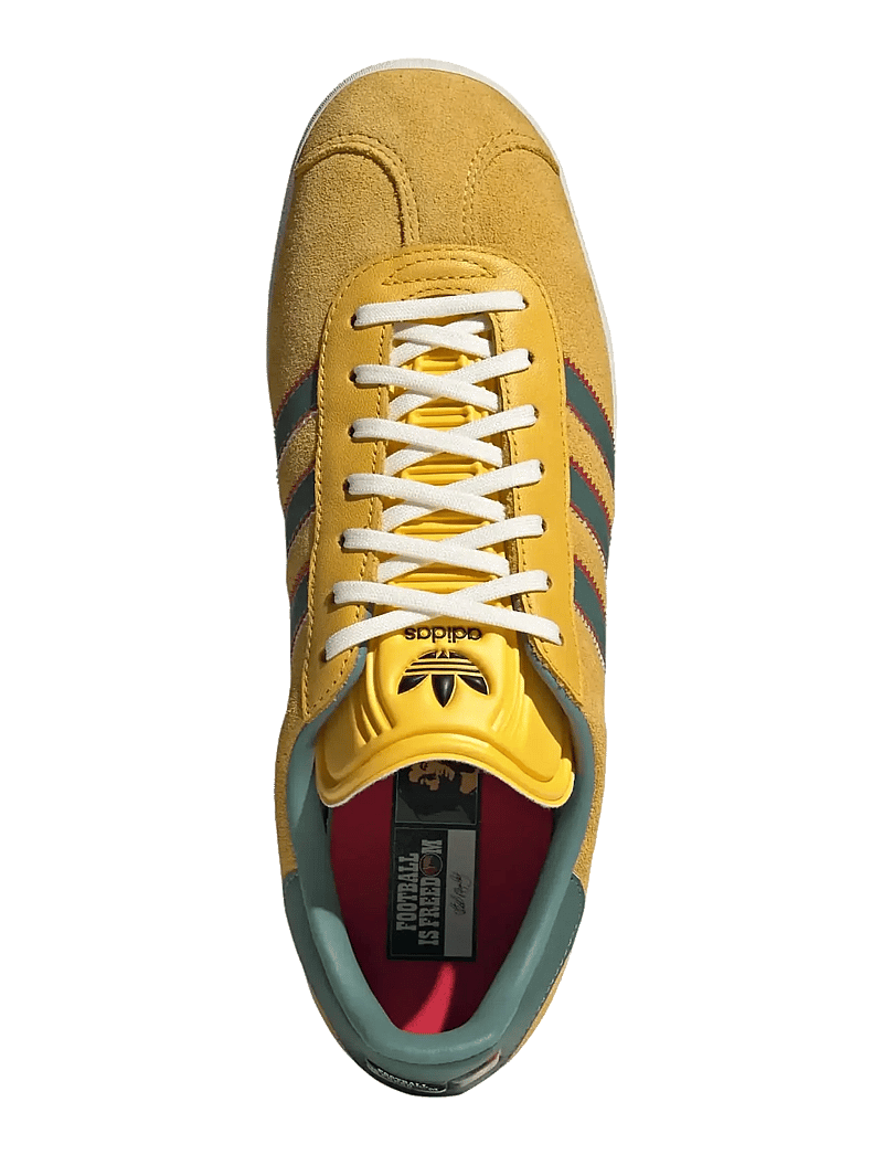 adidas Performance - GAZELLE - niedriger schnitt - bogold/none/purrub - 2