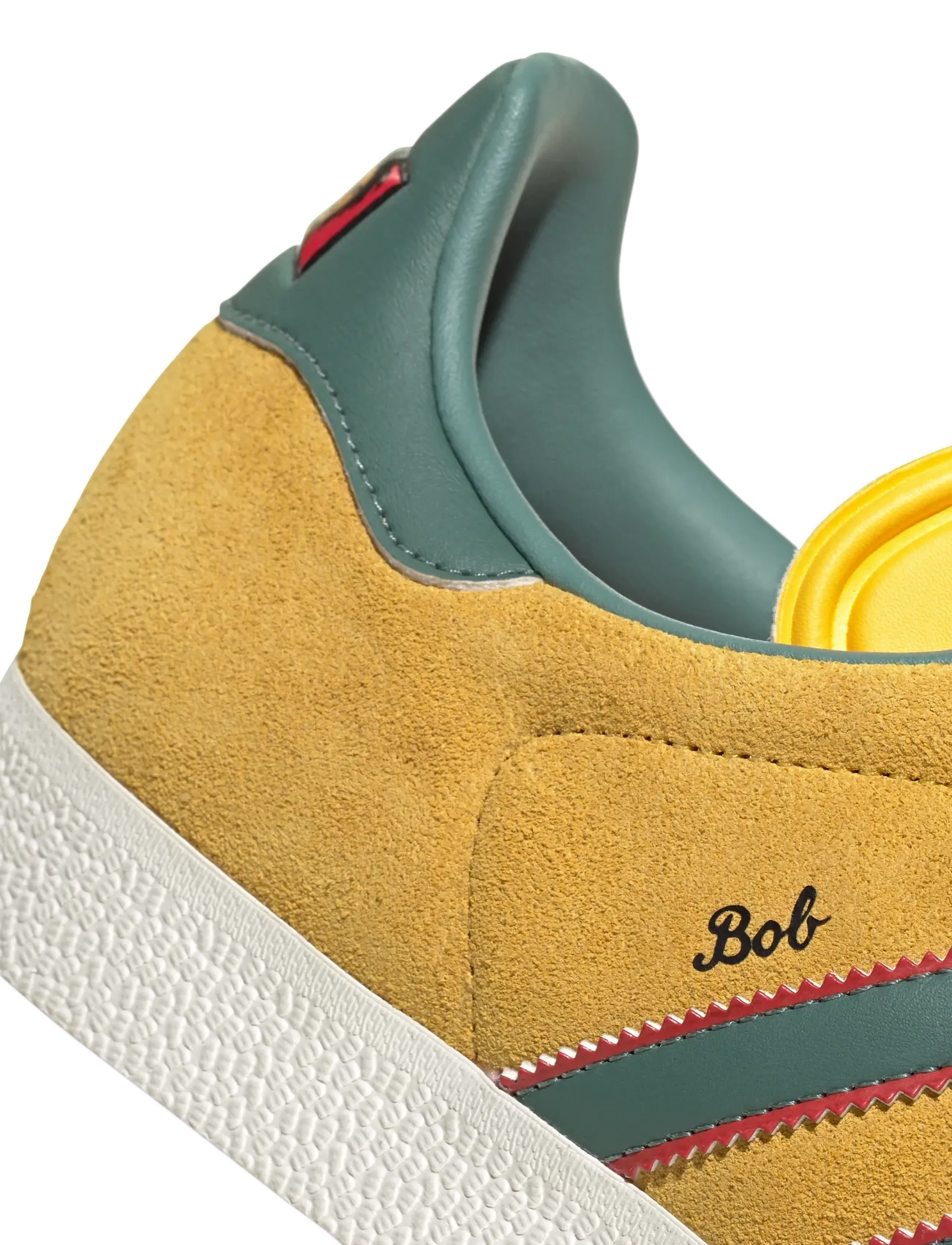 adidas Performance - GAZELLE - low top sneakers - bogold/none/purrub - 5