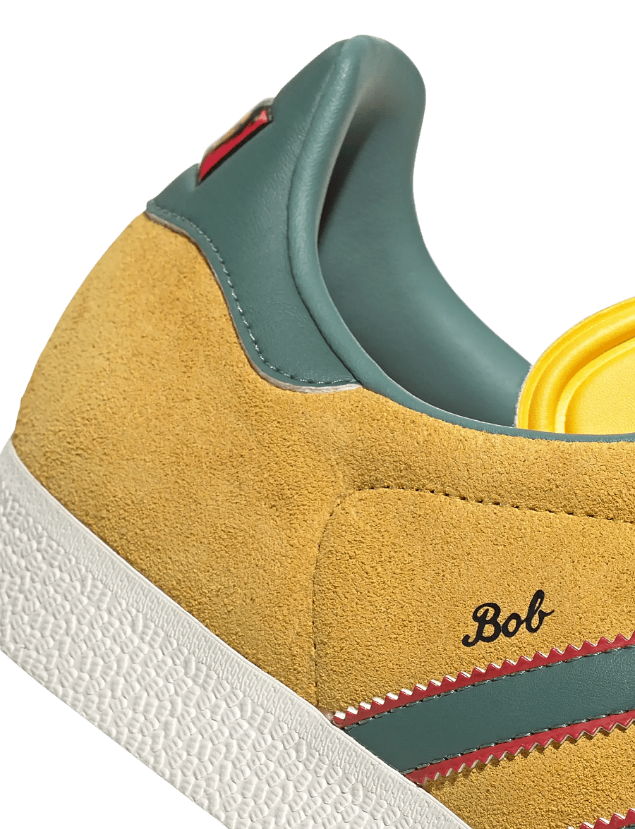 adidas Performance - GAZELLE - niedriger schnitt - bogold/none/purrub - 5