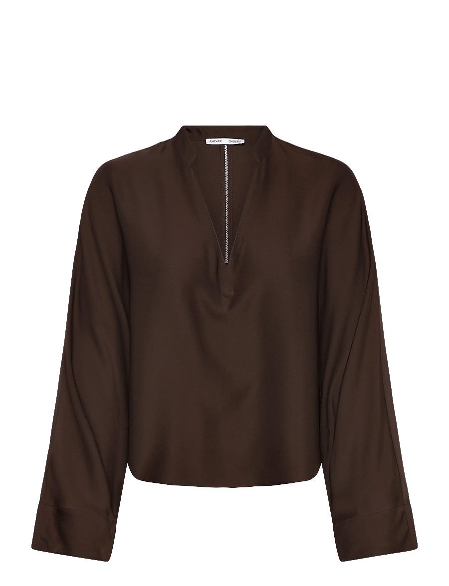 Ahlvar Gallery - Nina v-neck silk blouse - langärmelige blusen - dark brown - 1