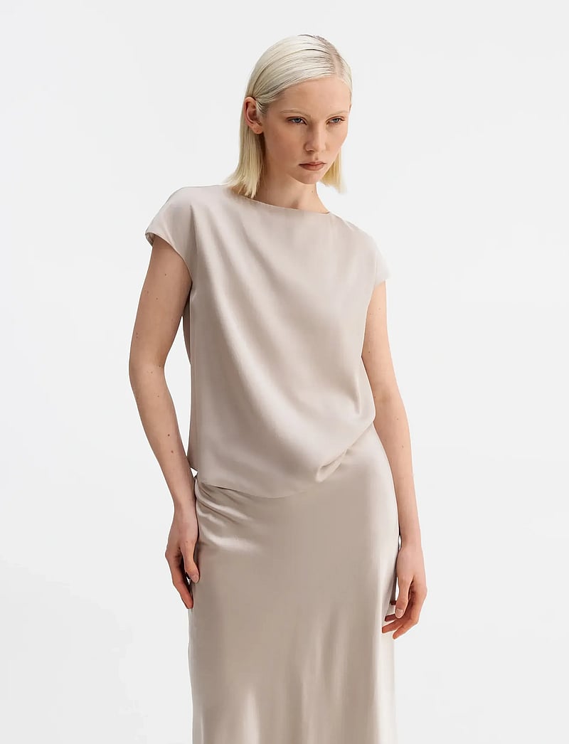 Ahlvar Gallery - Yui silk top - kurzämlige blusen - greige - 0