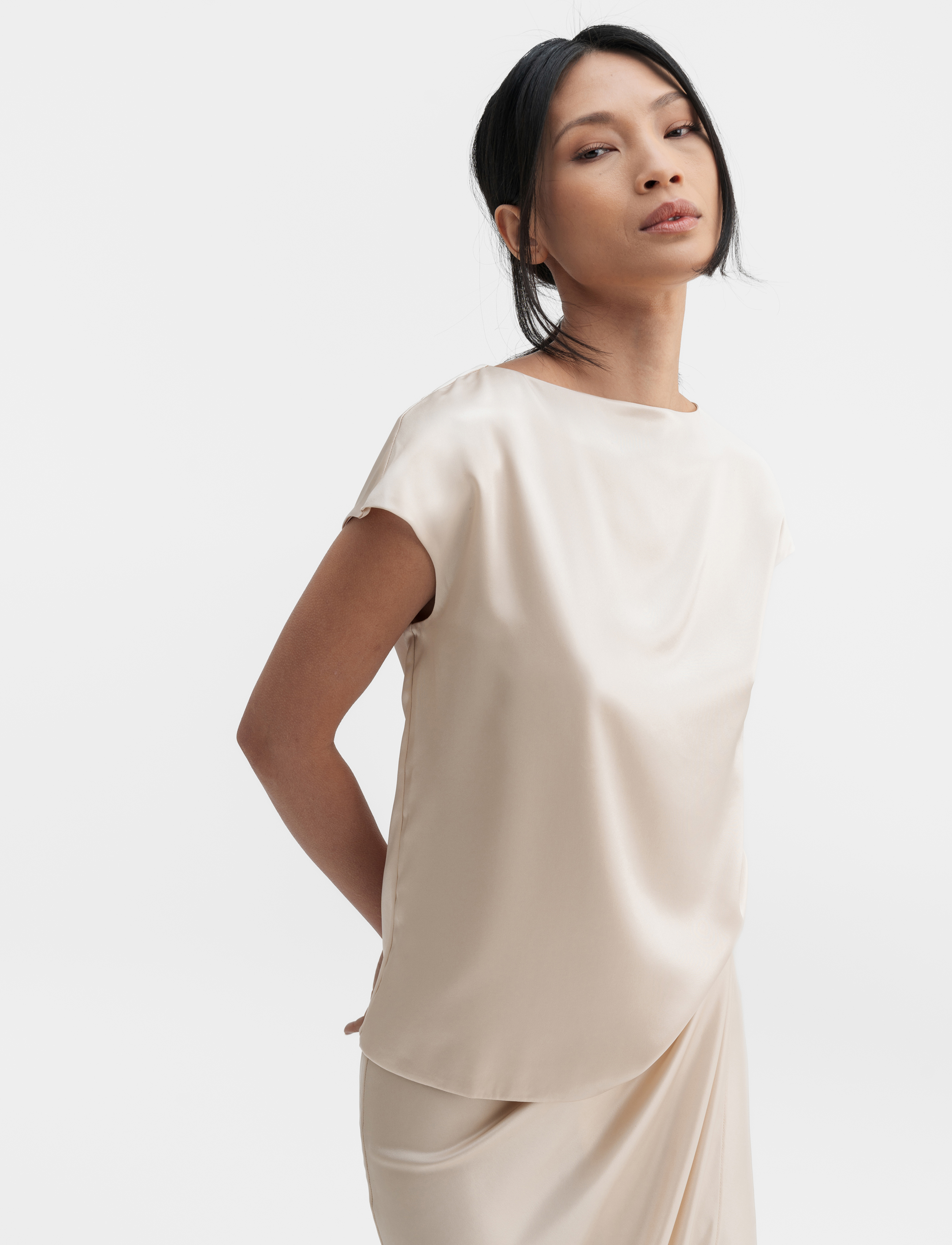 Ahlvar Gallery - Yui satin top - cream - 3