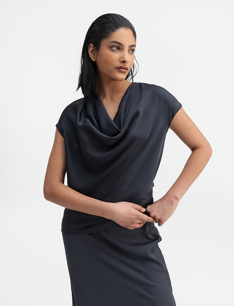 Ahlvar Gallery - Zia silk top - blue grey - 3
