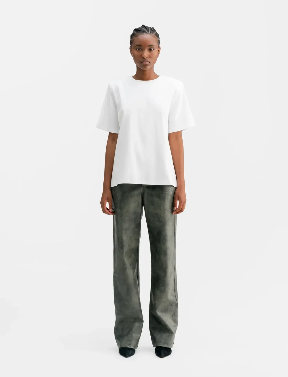 Ahlvar Gallery - Aina PU leather trousers - sirge säärega püksid - dark grey - 0