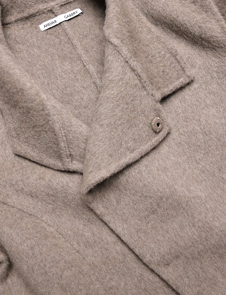 Ahlvar Gallery - Leia wool blazer - single breasted blazers - light brown - 2