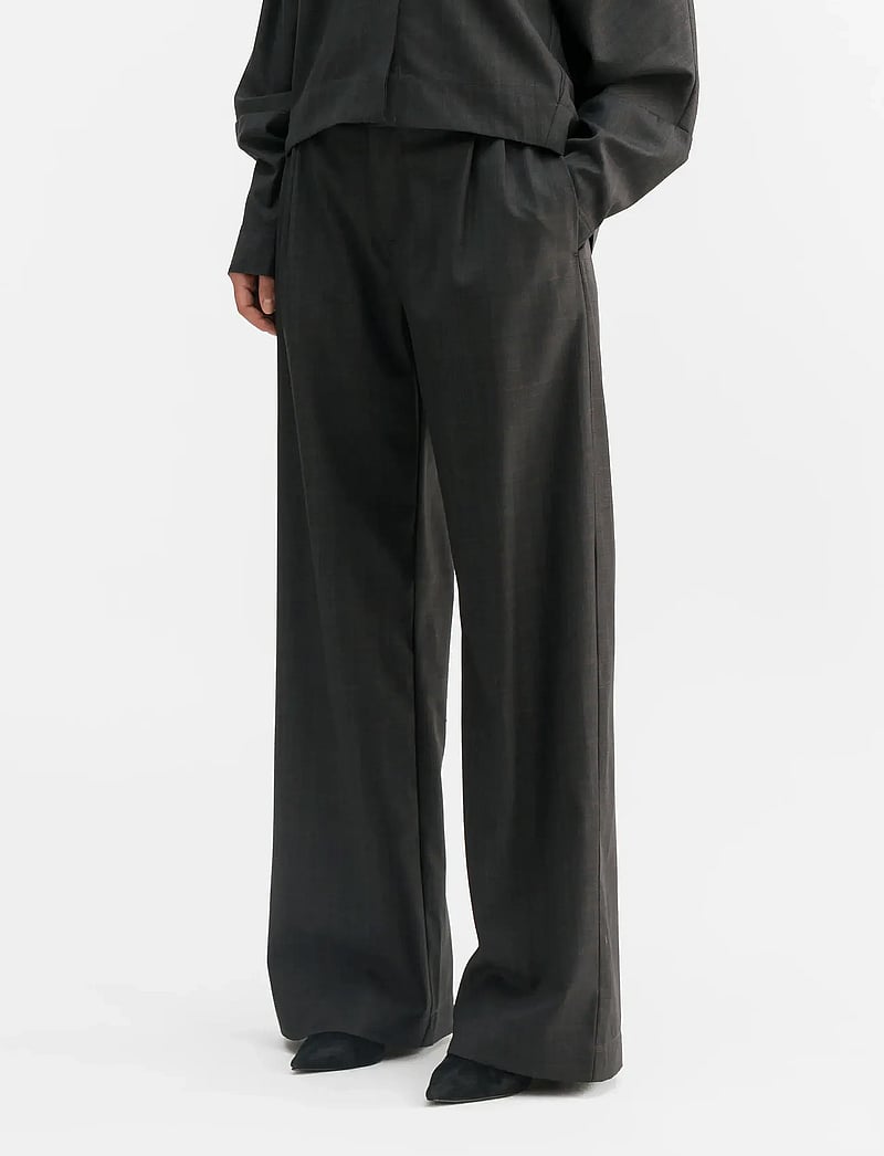 Ahlvar Gallery - Mel check trousers - bukser med brede ben - dark grey - 3