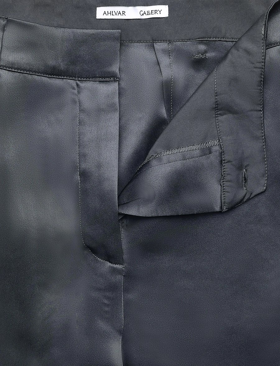 Ahlvar Gallery - Mila satin trousers - bukser med brede ben - dark grey - 5