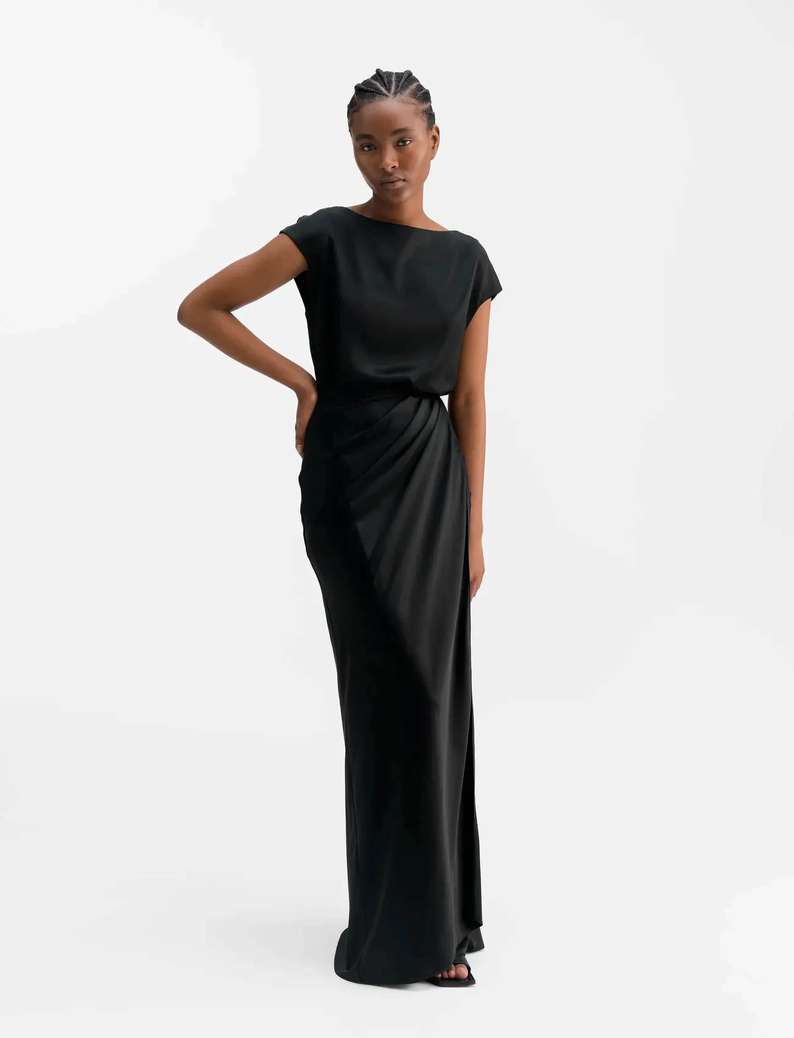Ahlvar Gallery Yui Satin Wrap Dress, S, Black, Kjoler > Maxikjole, Dame