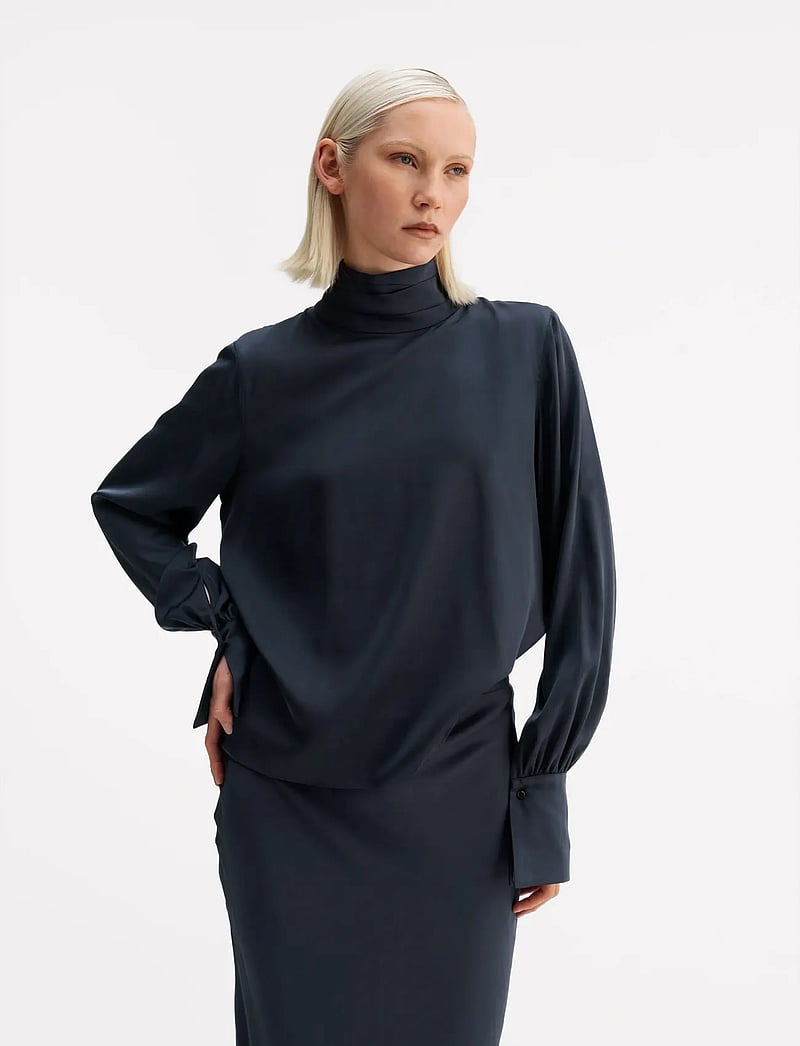 Ahlvar Gallery - Luna silk blouse - langärmlige blusen - blue grey - 0