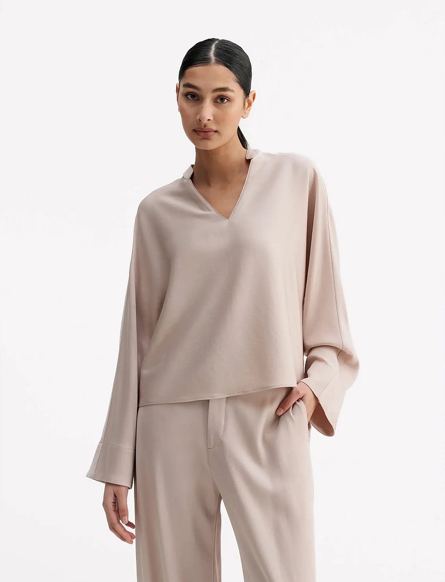 Ahlvar Gallery - Nina v-neck blouse - långärmade blusar - greige - 0
