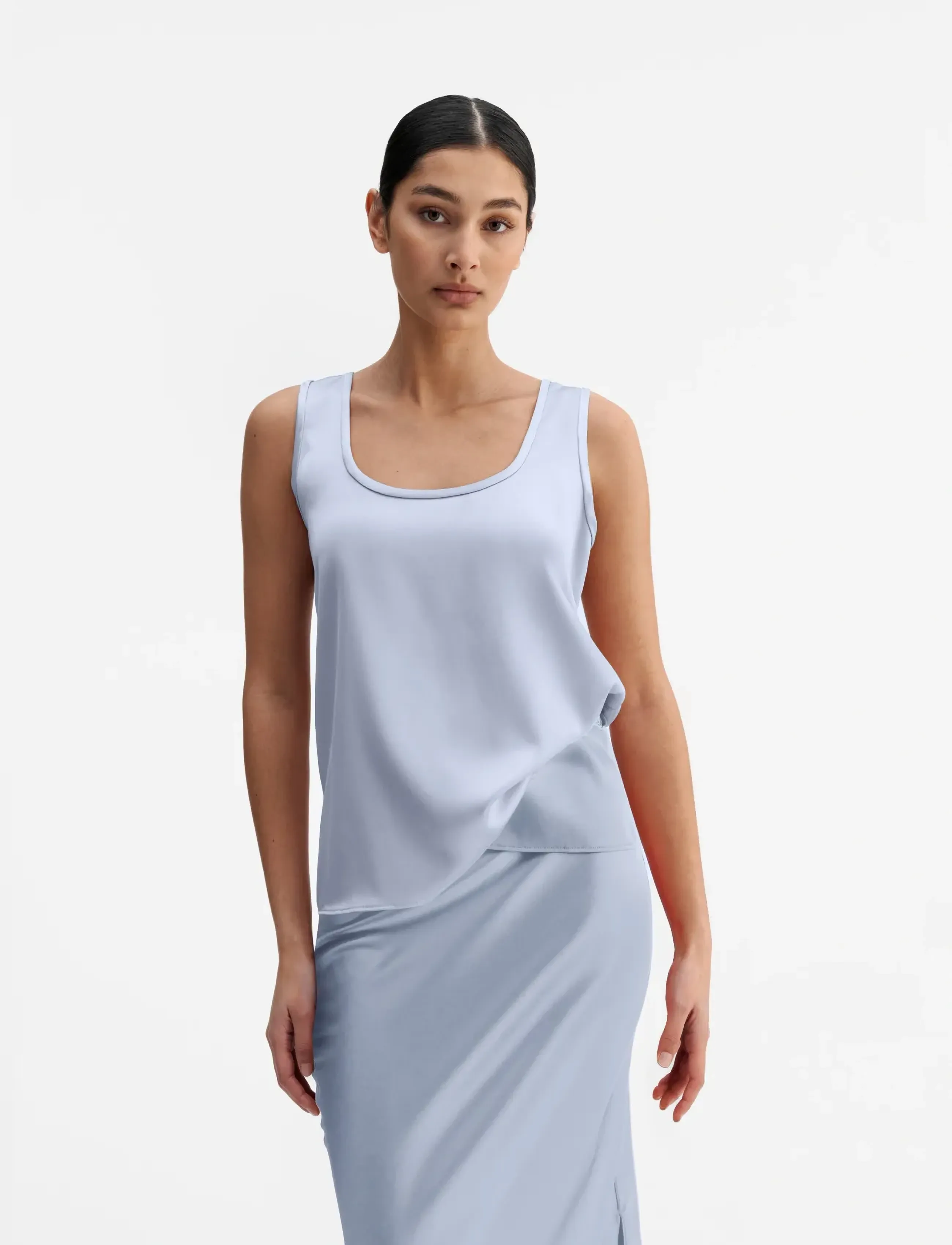 Ahlvar Gallery Shiro Satin Tank, L, Blouses, Blau - Sleeveless, Frauen