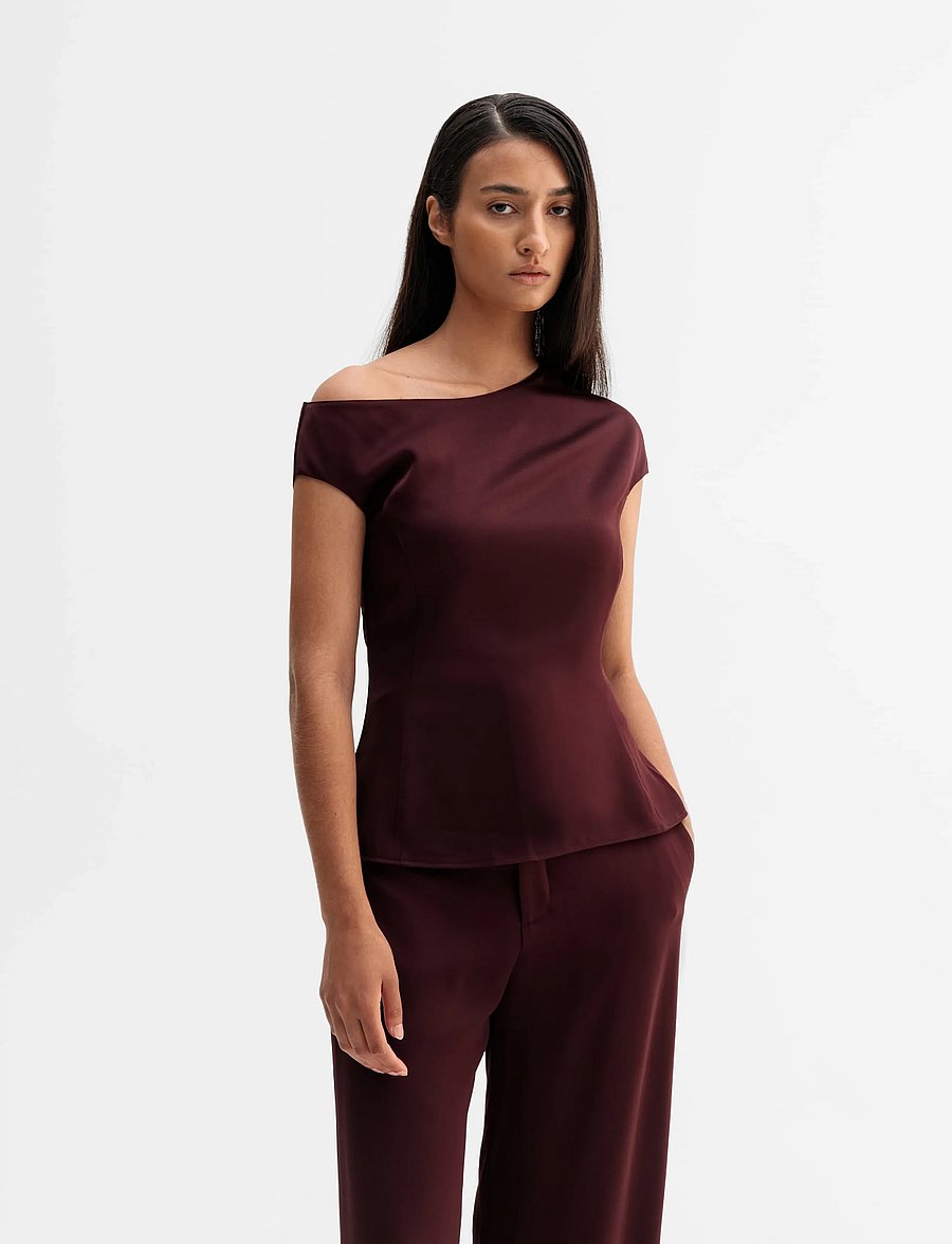 Ahlvar Gallery - Chika top - short-sleeved blouses - burgundy - 0