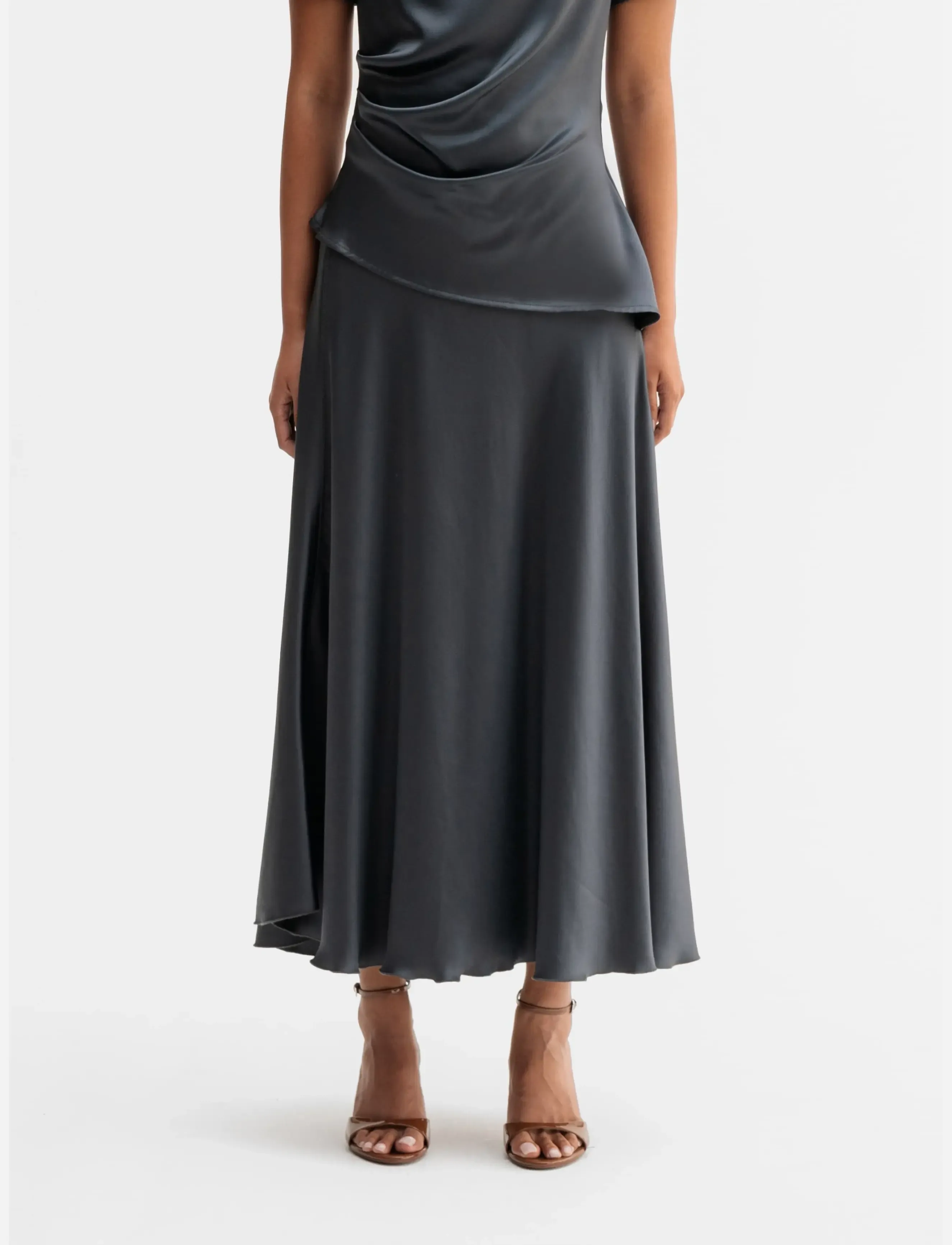 Ahlvar Gallery Hadi satin skirt - Maksiseelikud - DARK GREY / grey