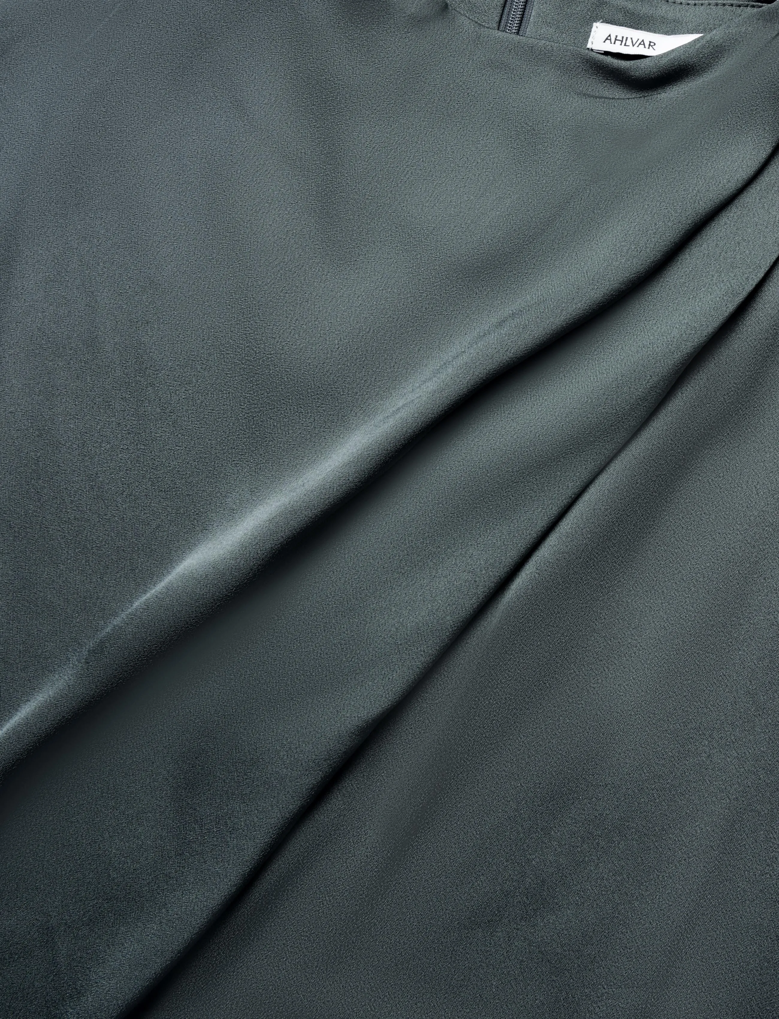 Ahlvar Gallery - Lima top - short-sleeved blouses - dark grey - 3