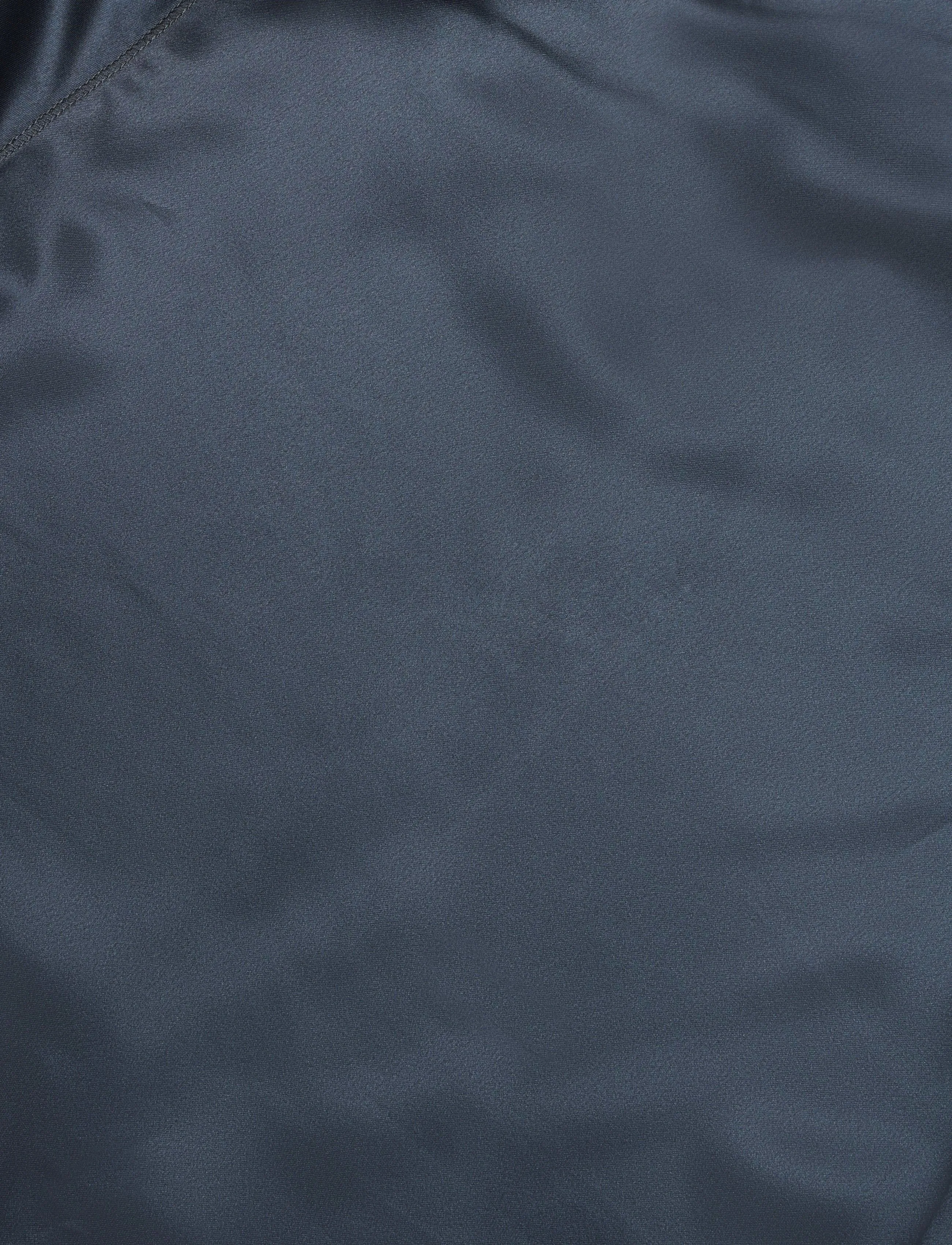 Ahlvar Gallery - Lizi satin tee - t-shirts - dark grey - 5
